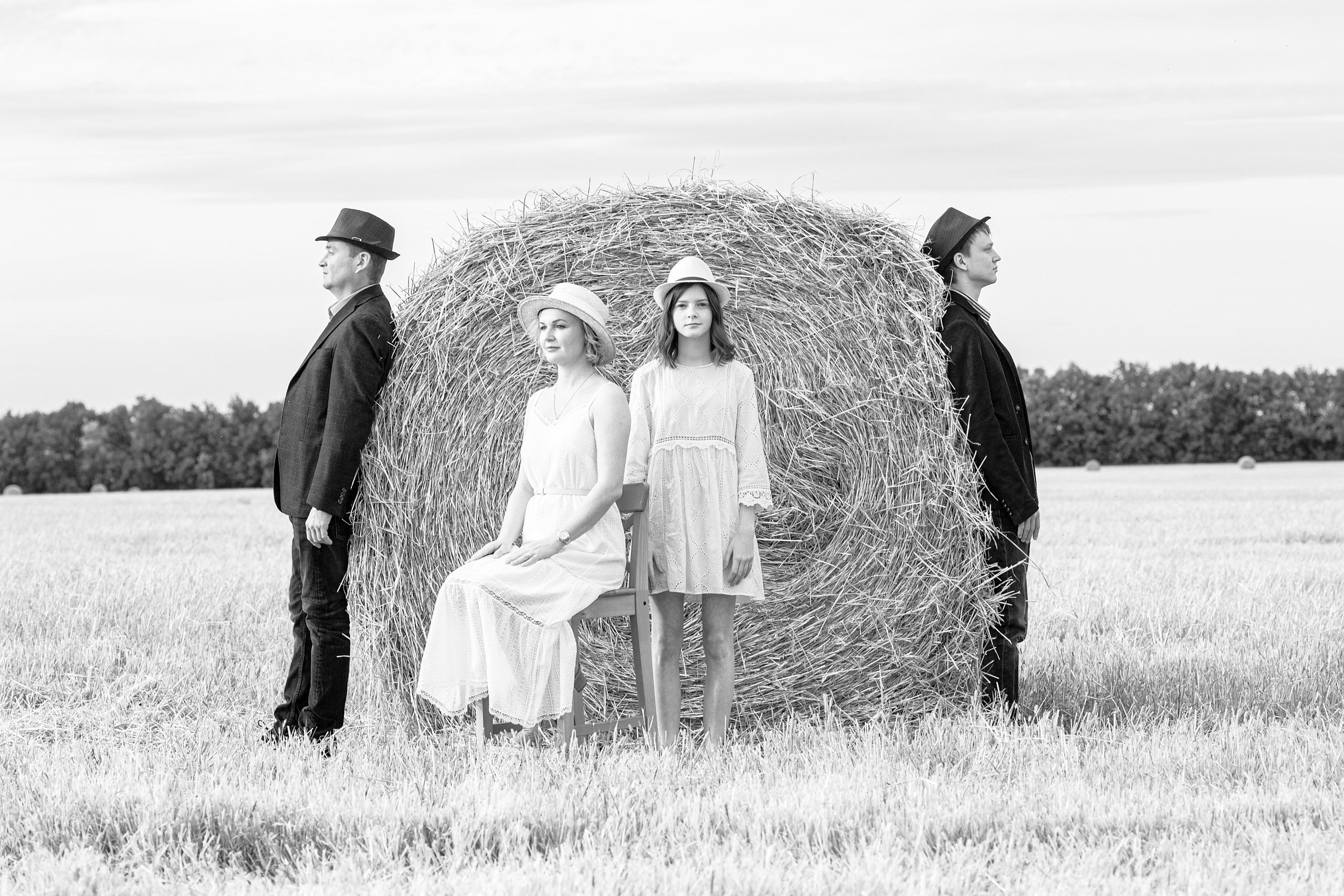 Семейная фотосъемка на плэнере. Создание фото-видео визуала в Воронеже и РФ. Виталий Дедов