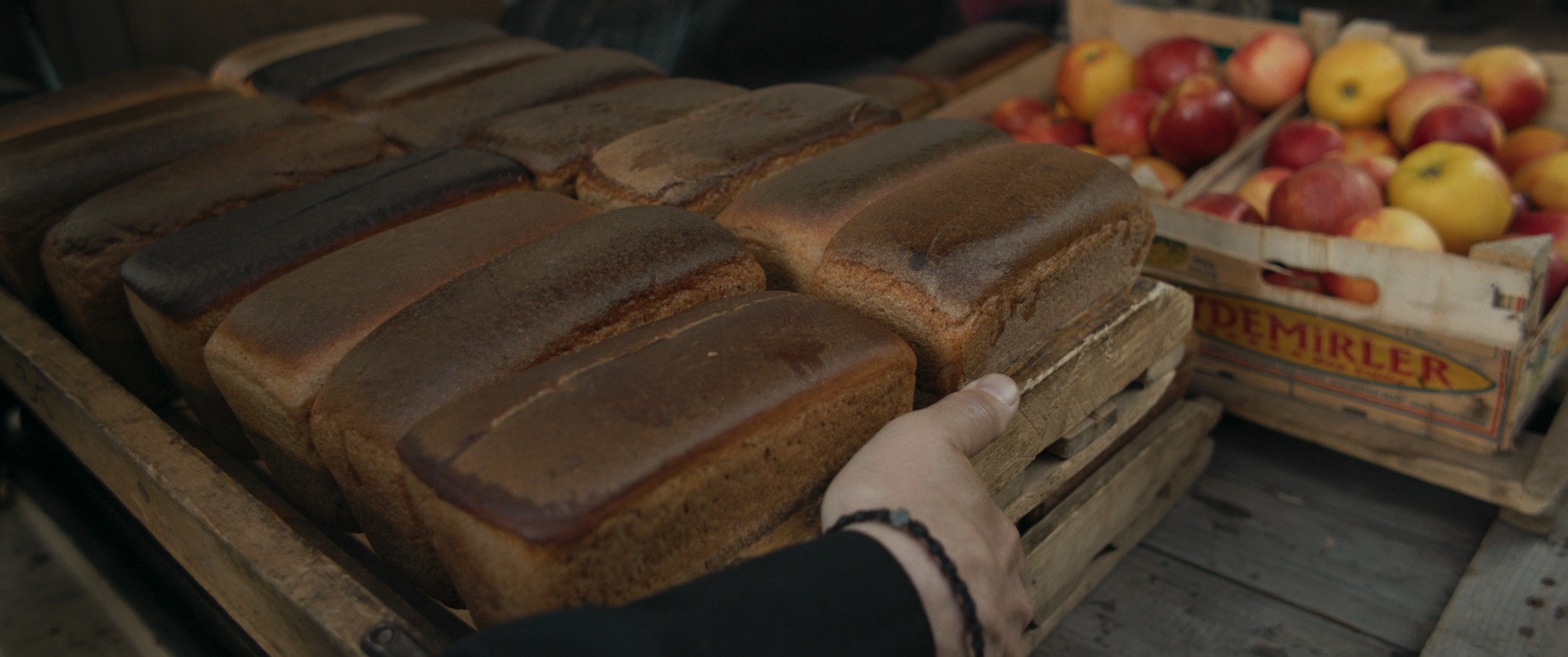 Цветокоррекция и монтаж фильмов, клипов и рекламы