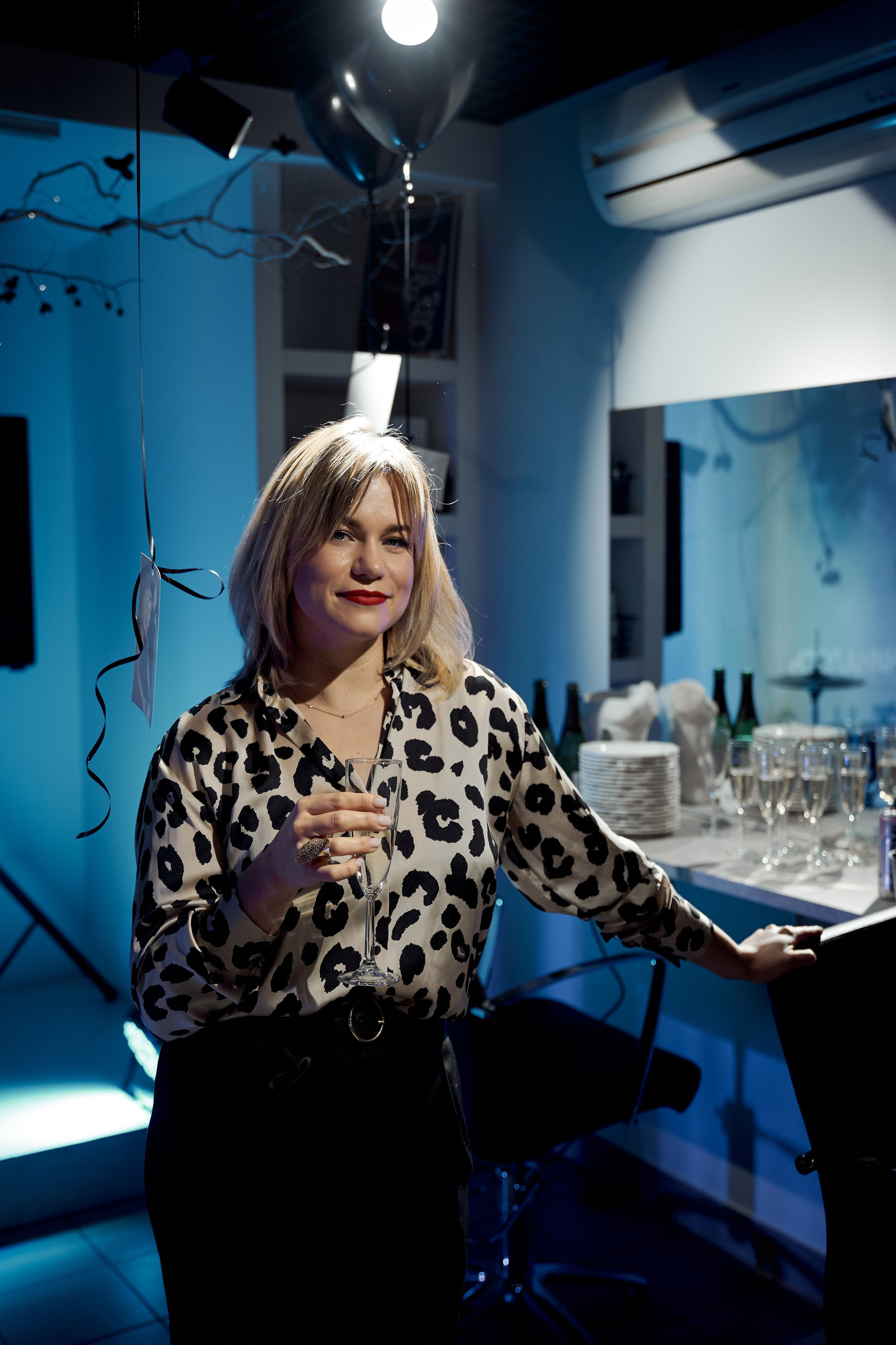 • салон ЛАК. 10 лет. Фоторепортаж мероприятия. Фотограф, индивидуальные женские, мужские фотосессии в Ростове-на-Дону