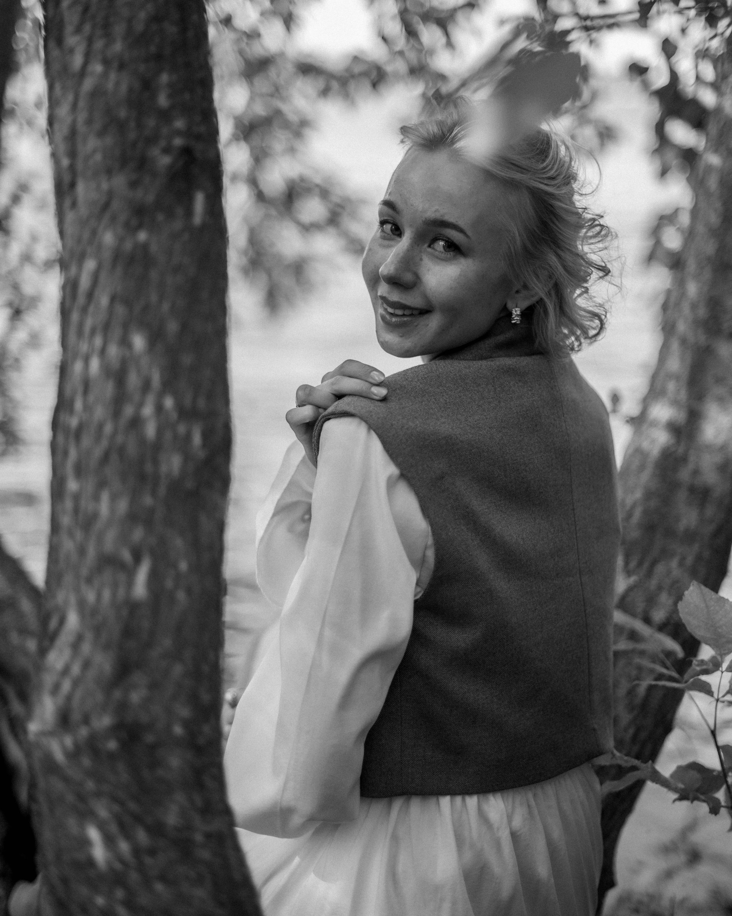 Милена. Женский фотограф. Создатель украшений ручной работы. Модель