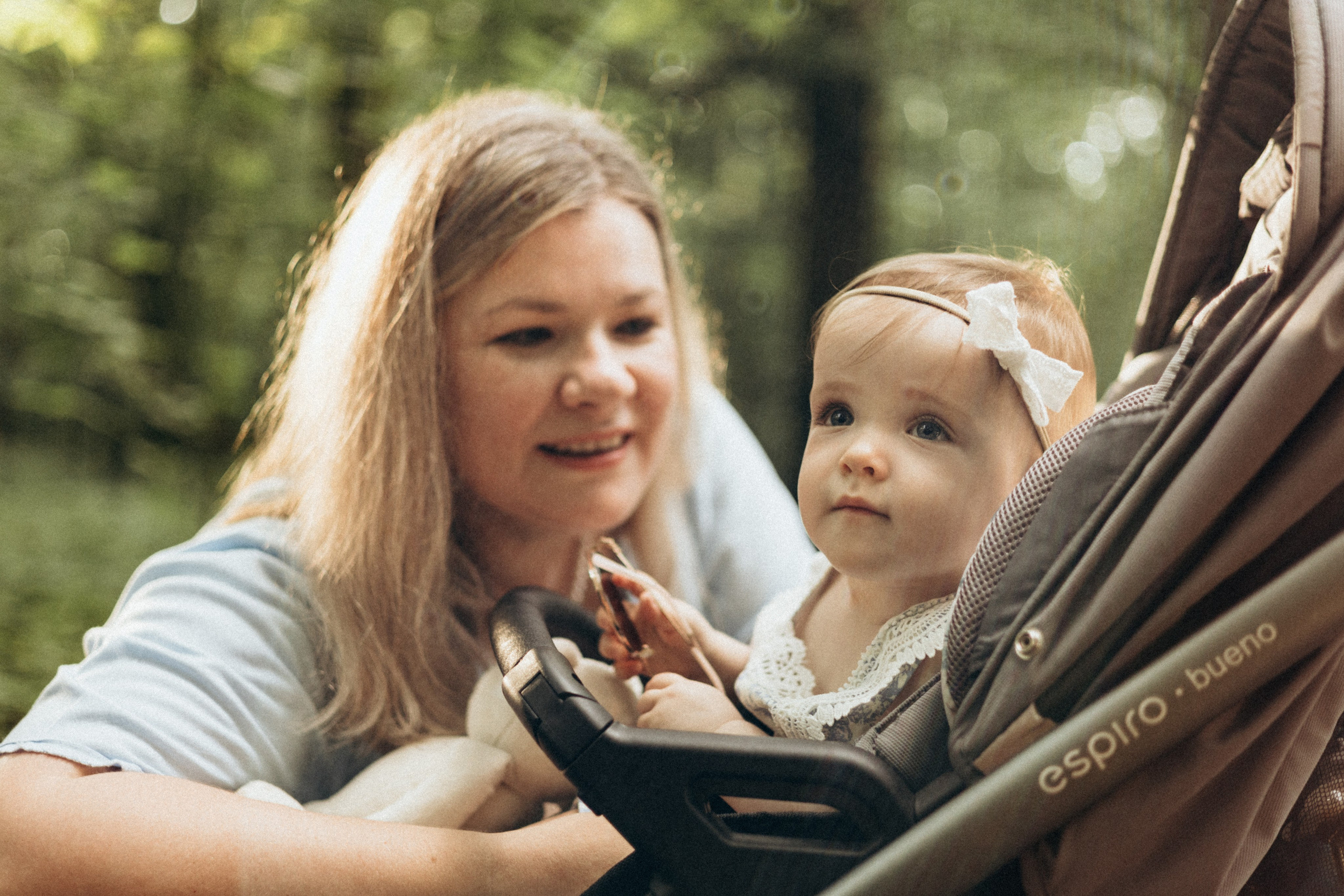Семейная фотосессия на годик ребенка