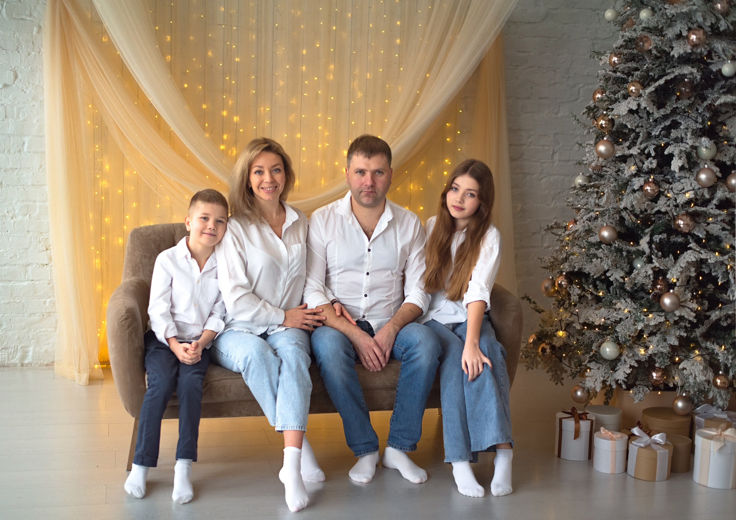 Семейная детская фотосессия Сыктывкар. Фотограф новорождённых детский фотограф Сыктывкар Наталья Линдт