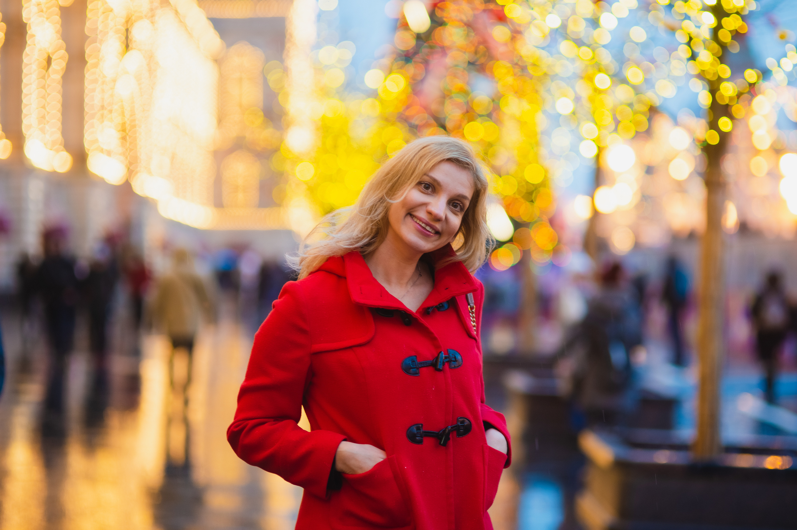 Евгения фотосессия в центре Новогодней Москвы. Портретный фотограф в Москве, Московской области. Деловой портрет