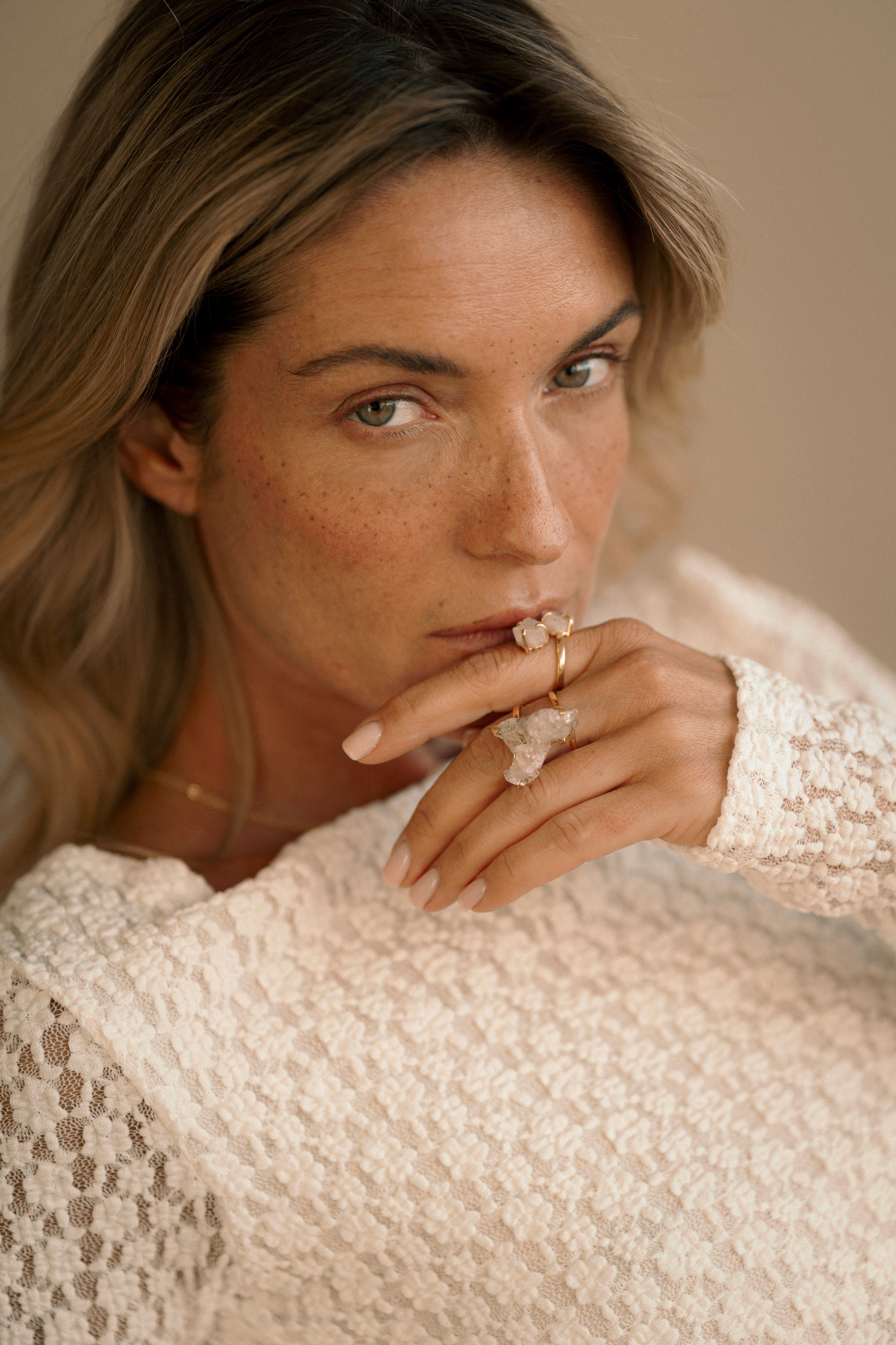 Съемка для бренда украшений СПБ. Чувственный фотограф в Санкт-Петербурге Пятнова Ксения