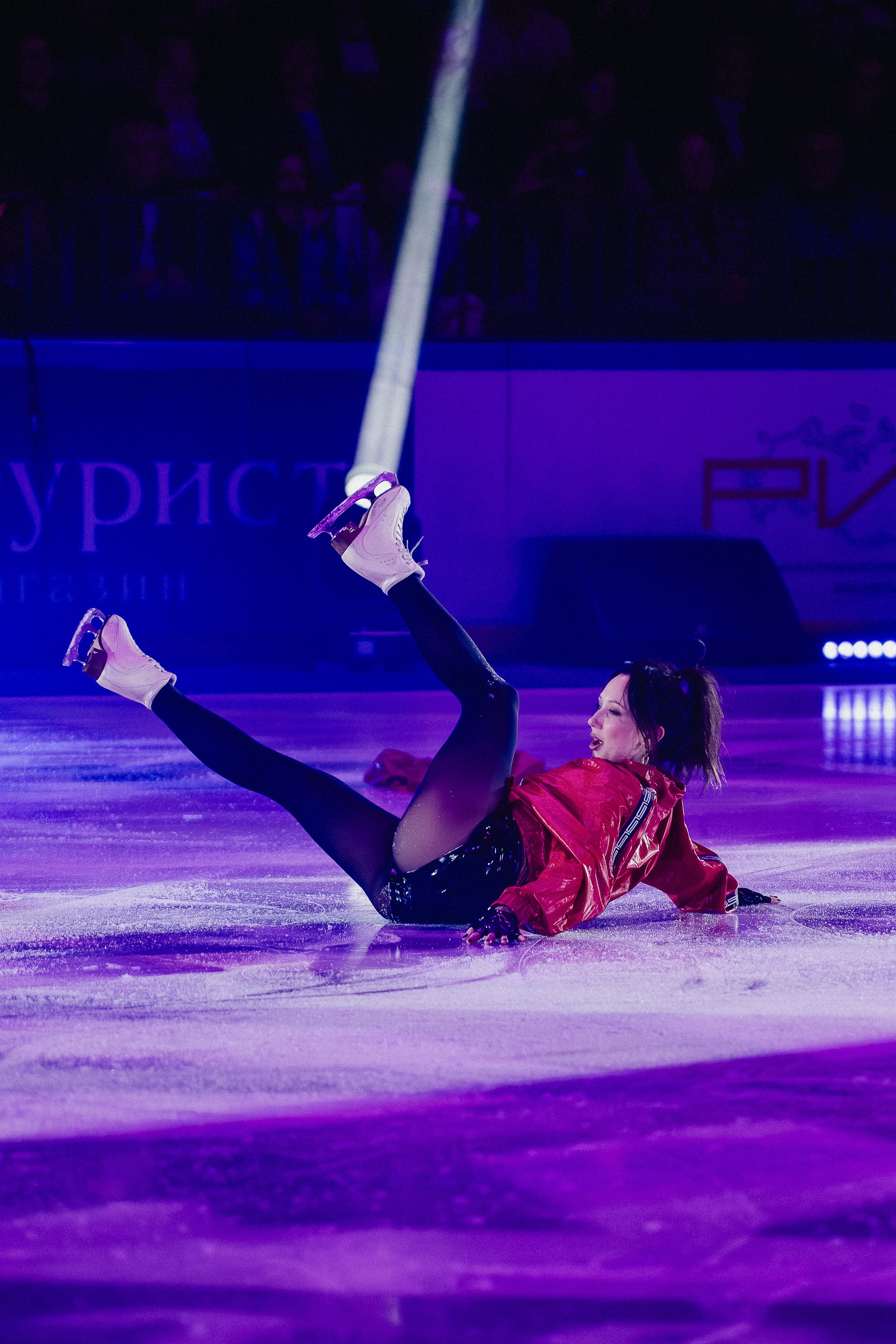 Шоу Этери Тутберидзе в Новосибирске. Воробьева Ксения — Спортивный и танцевальный фотограф Новосибирск