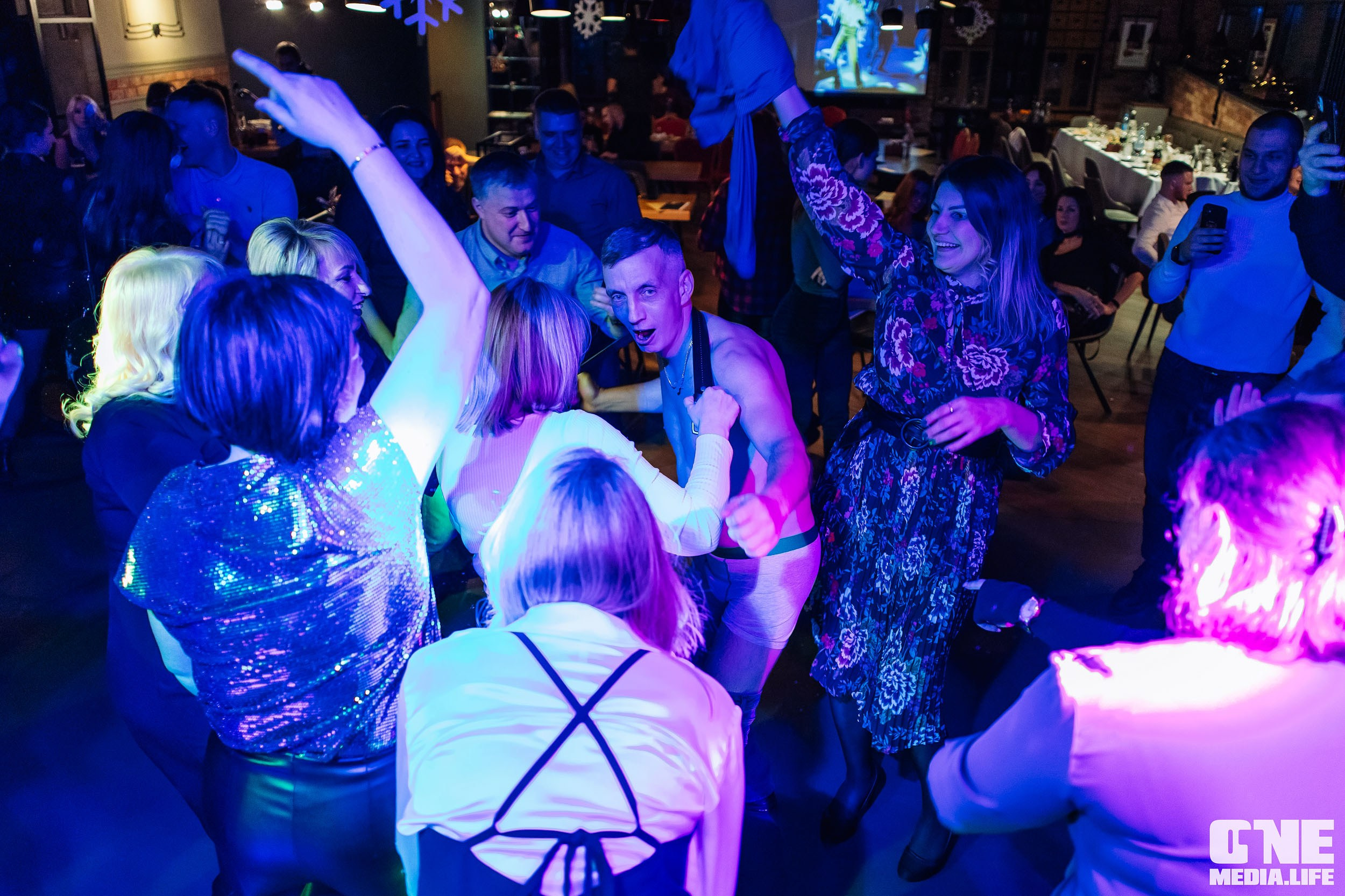 Фоторепортаж из бара Барре. One Media Life: фоторепортажи, фотоотчеты с мероприятий и заведений