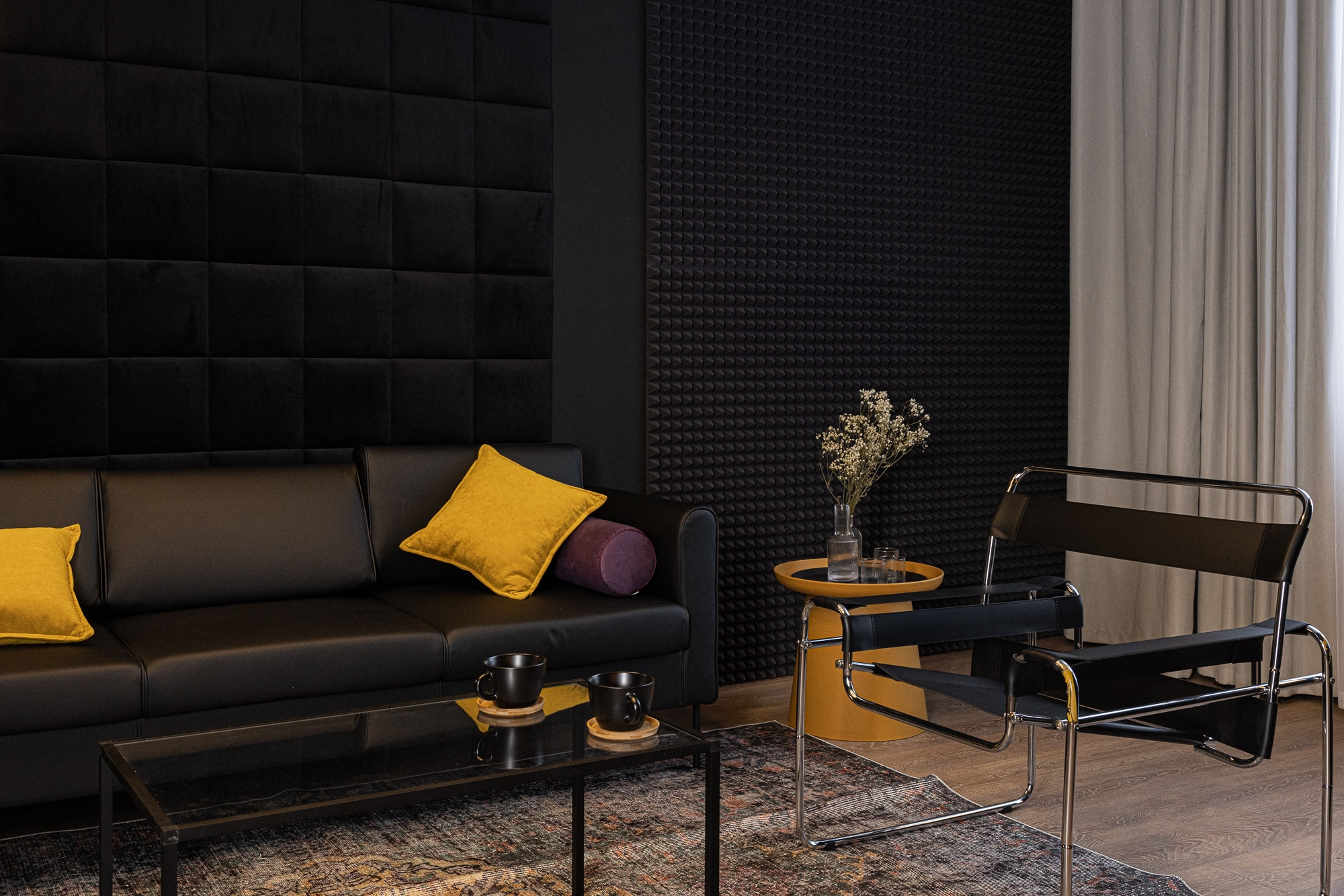 Photohub залы для съемки бизнес-контента. Фотограф в Минске Людмила Дутко