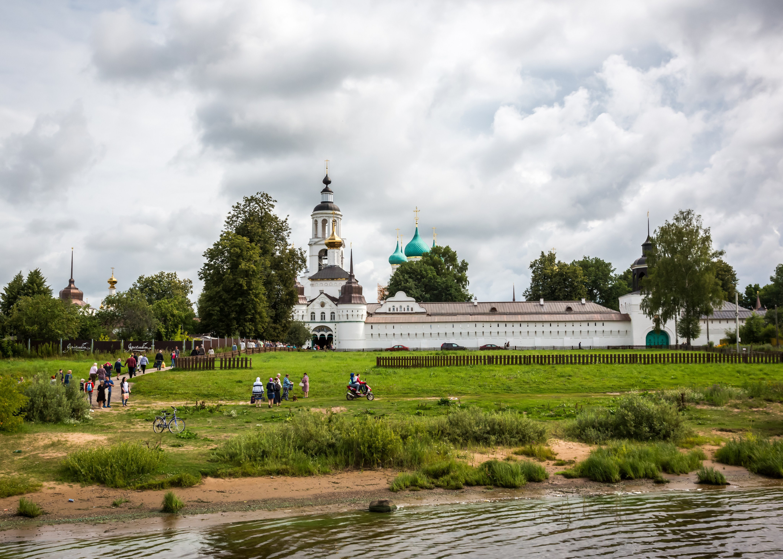 КАПИТАН МАРИНА. Контакты
