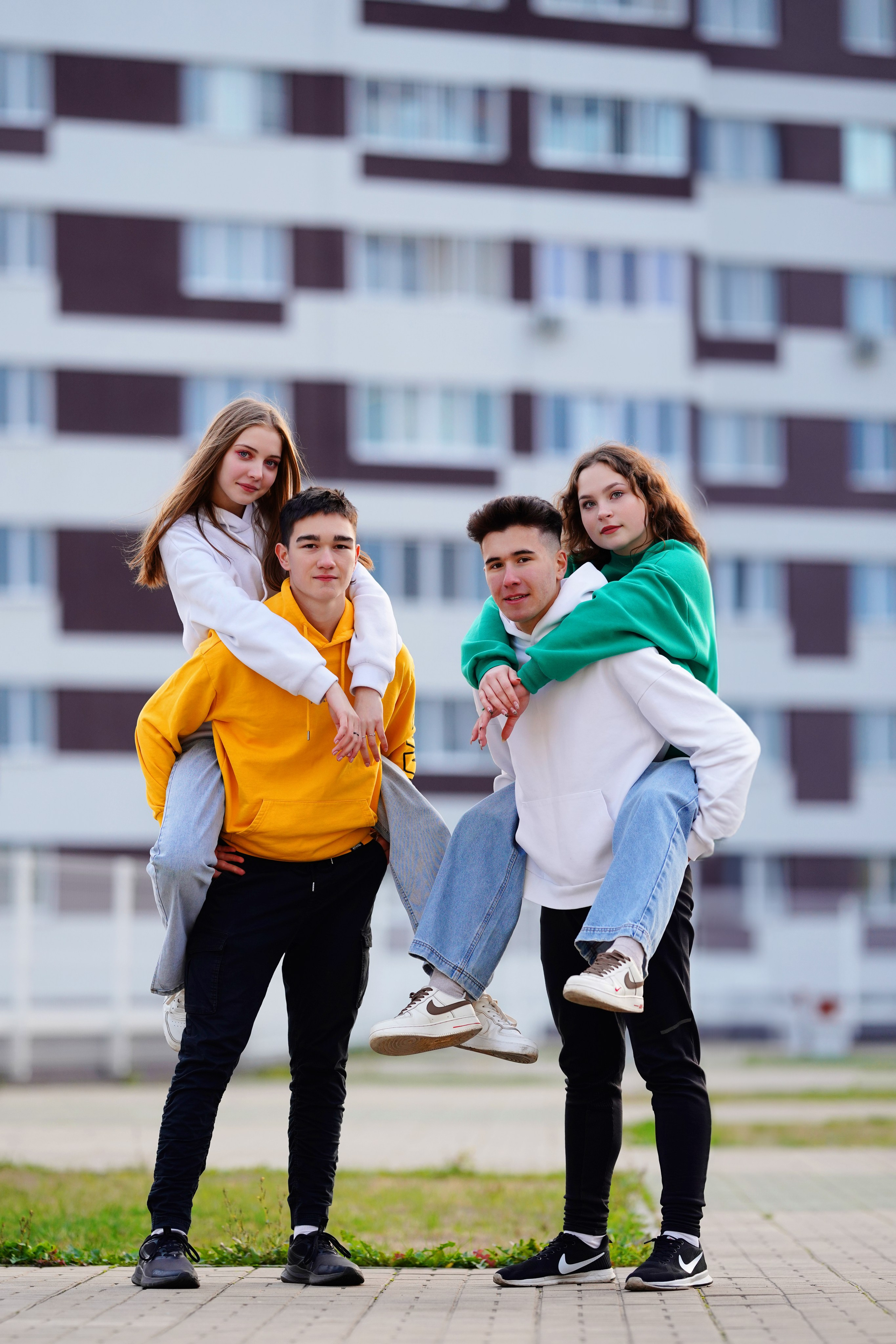 STREET STYLE 9,11 класс. Современные выпускные альбомы. Мы делаем не просто альбомы, а стильные фотокниги