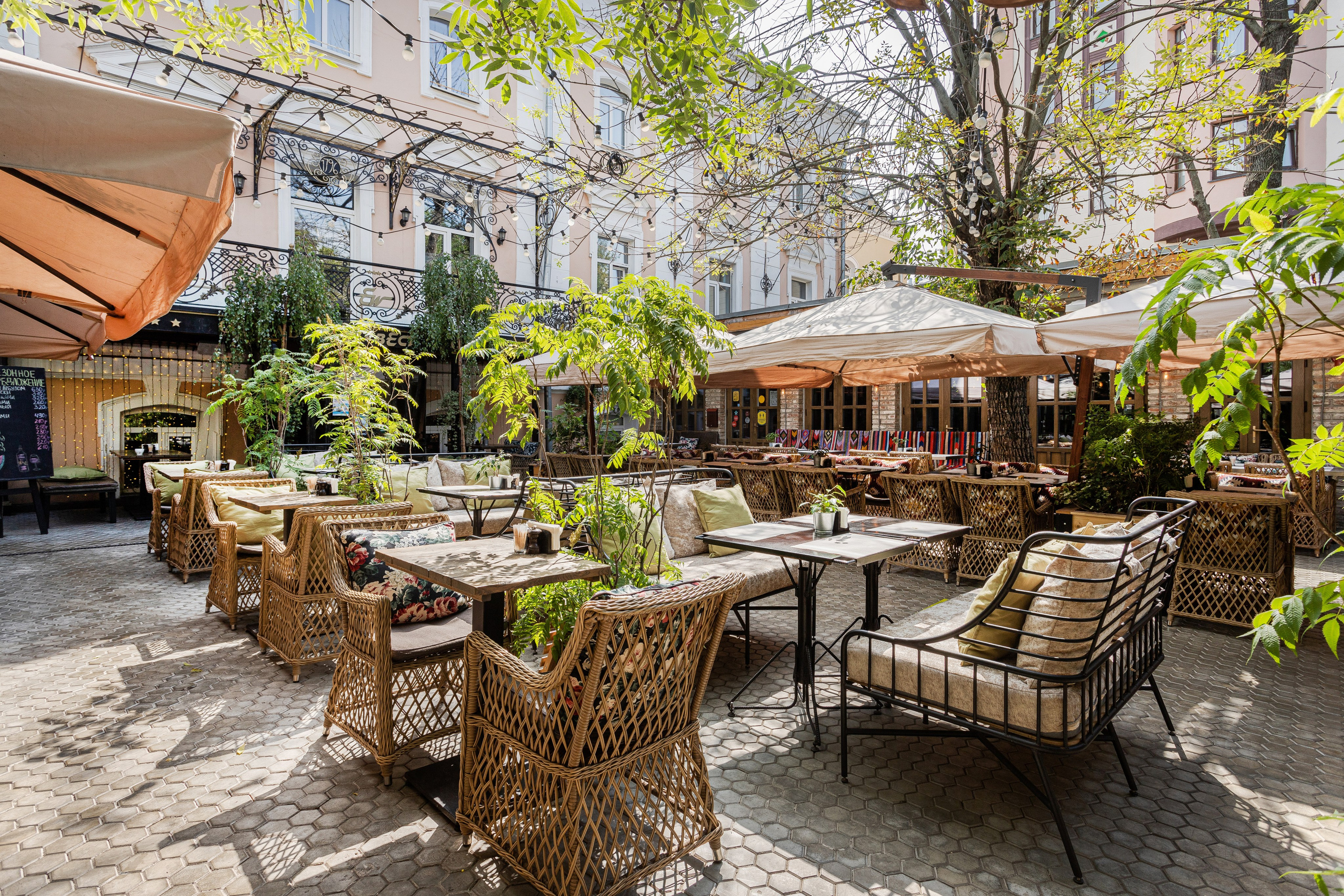 Съёмка для ресторанов: интерьер, меню и фуд-контент | Фото и видео для ресторанов | ZPROD. Фото и видеосъемка | продакшн студия ZPROD