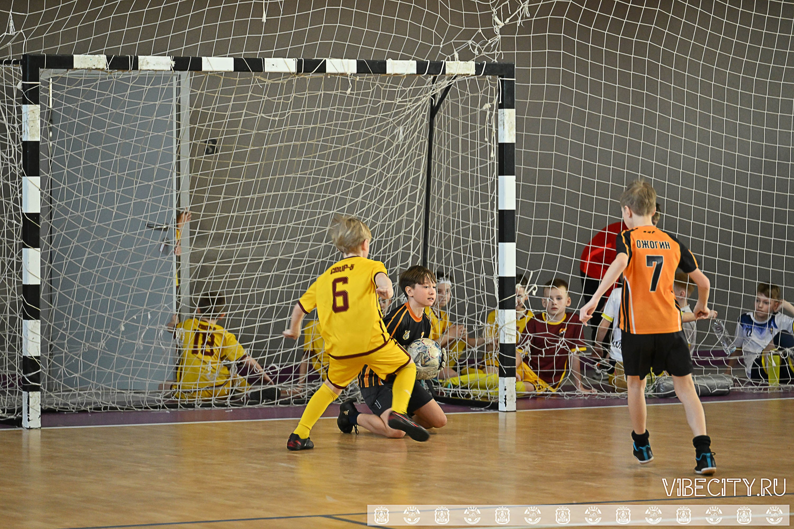 БАЛТИЙСКАЯ ЛИГА ПО ФУТЗАЛУ U10. VIBECITY.RU Вайб Сити Ру Фоторепортажи Фотоотчеты Калининград