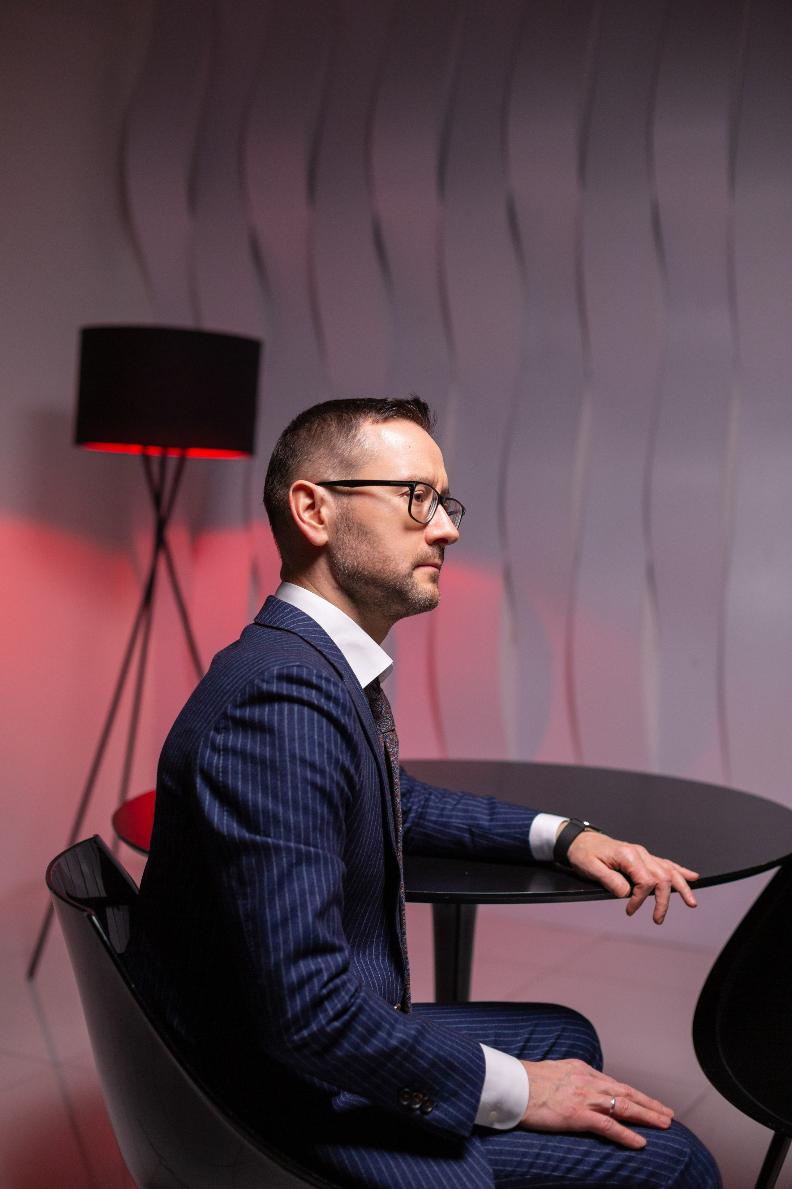 Бизнес портрет. Рекламный, предметный, репортажный, семейный фотограф и художник в Москве