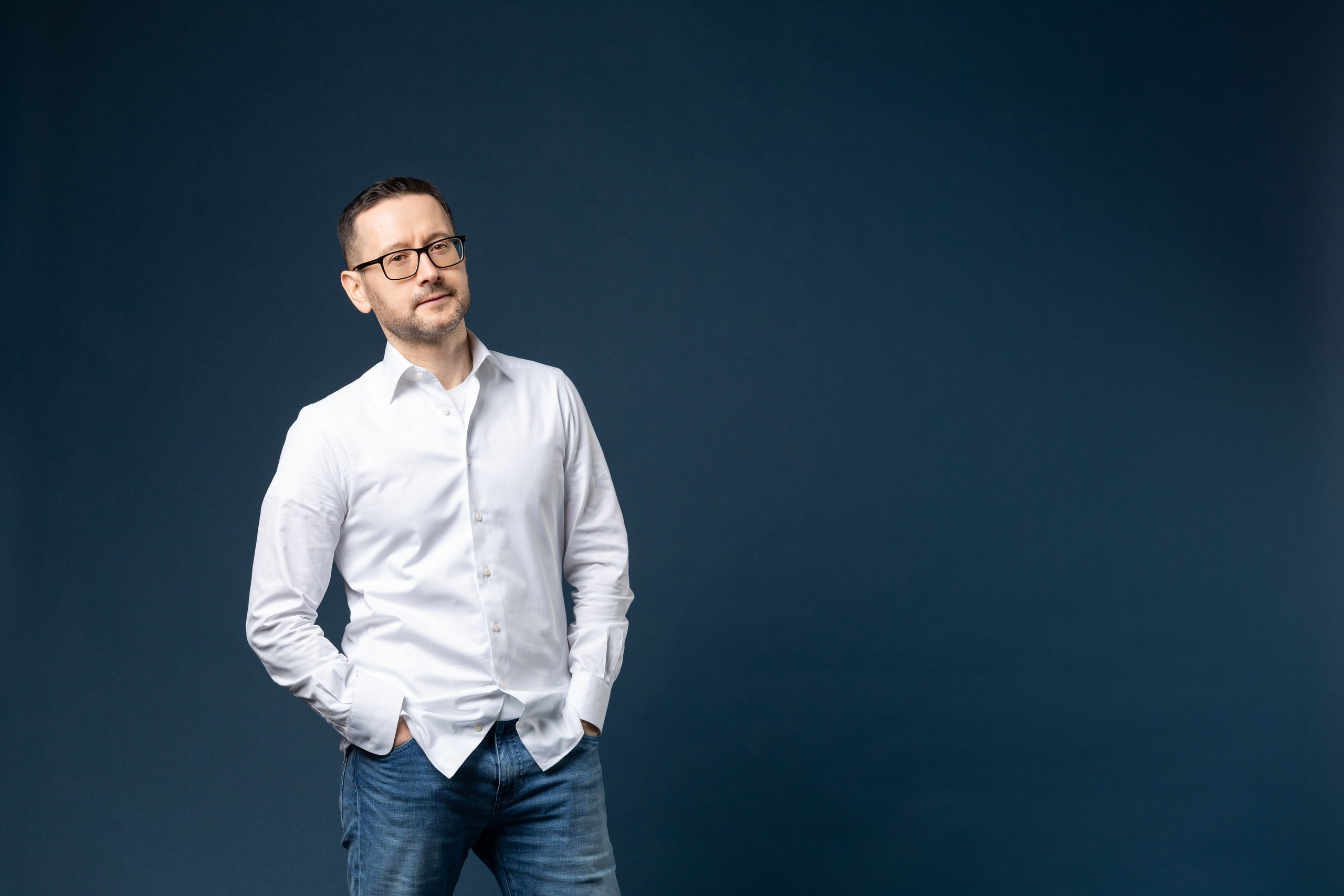 Бизнес портрет. Рекламный, предметный, репортажный, семейный фотограф и художник в Москве