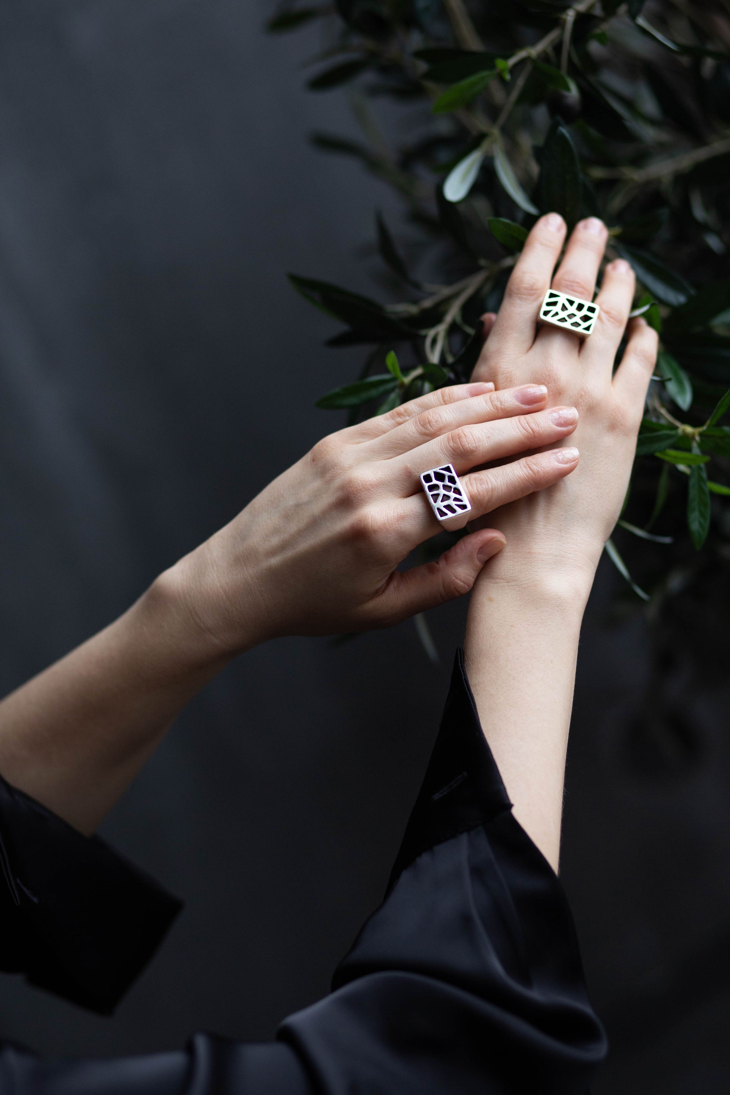 Ульяна. Фотосессия для личного бренда украшений. Портретный фотограф. Вероника Варламова.Москва. Женский, мужской, семейный, художественный, имиджевый портрет