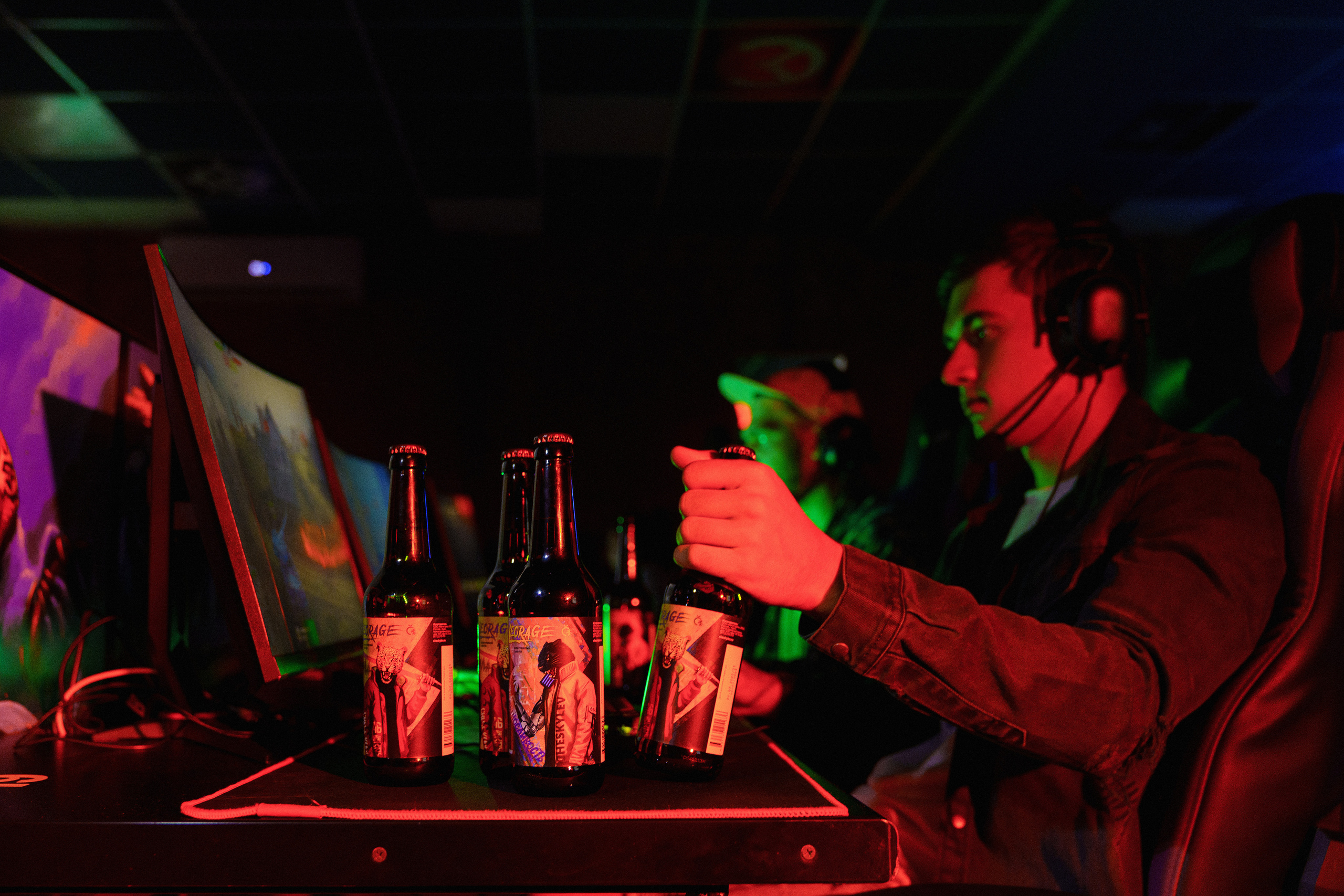 Реклама энергетика Leorage от Cesky lev. Портретный, семейный и свадебный фотограф в Курске Роман Сазонов