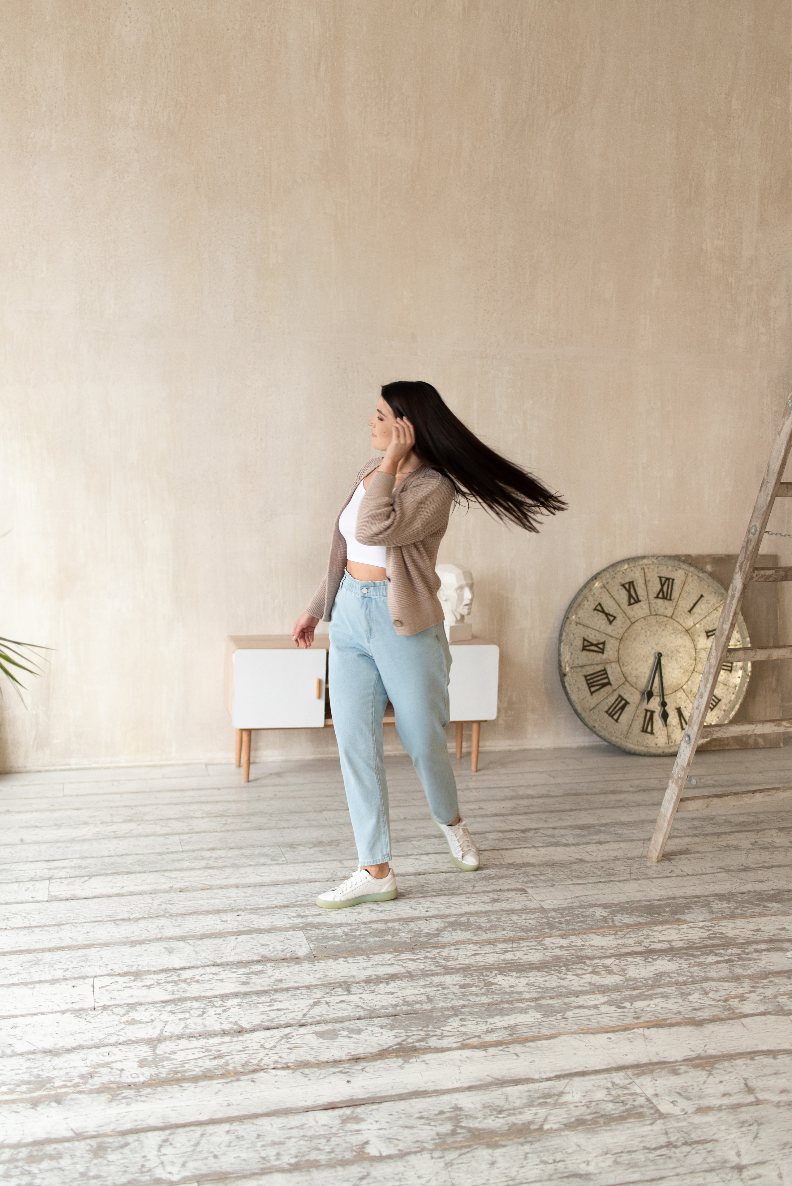 Деловая фотосессия для женщин в студии Москва