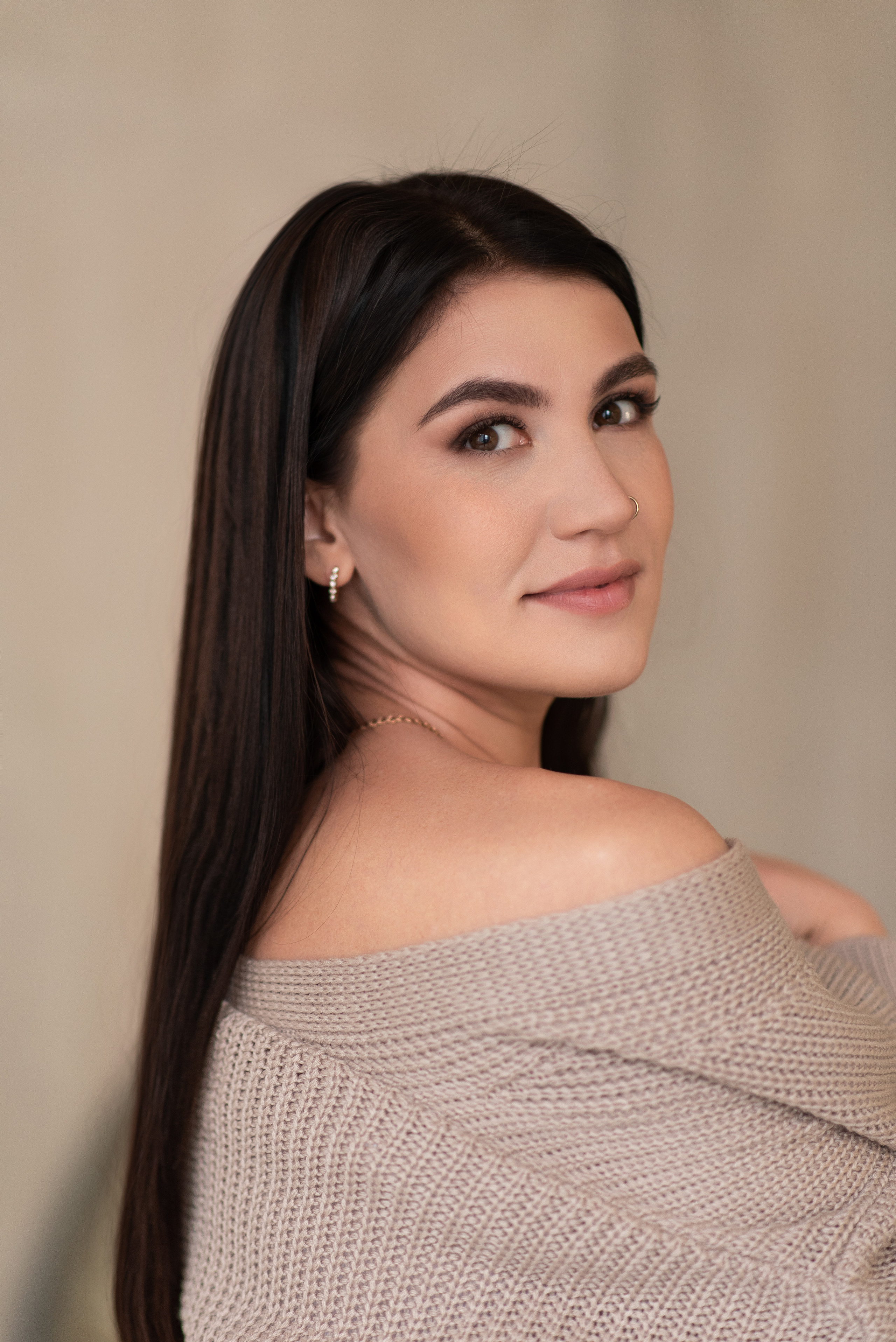 Деловая фотосессия для женщин в студии Москва