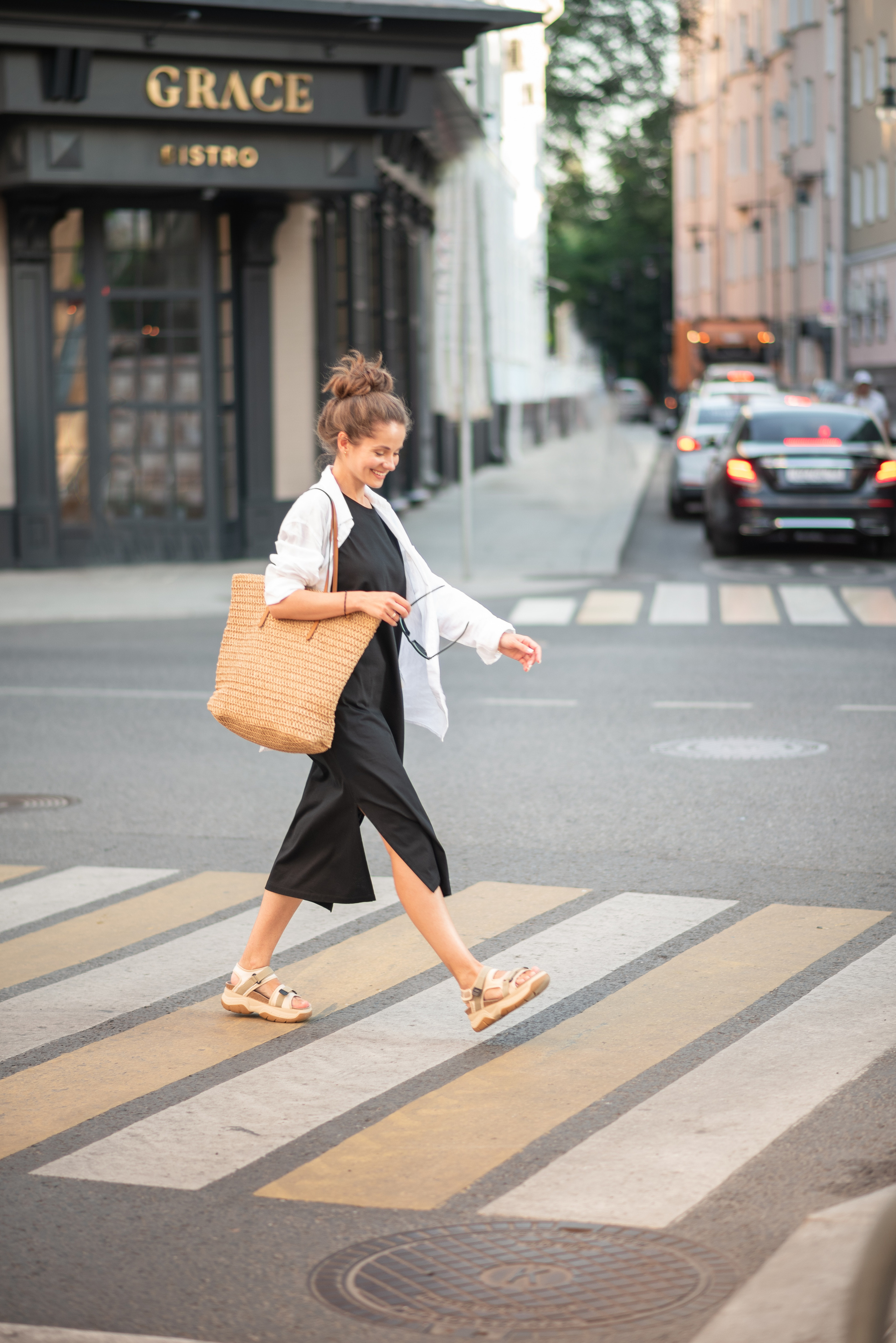 Деловая фотосессия для женщин в студии Москва