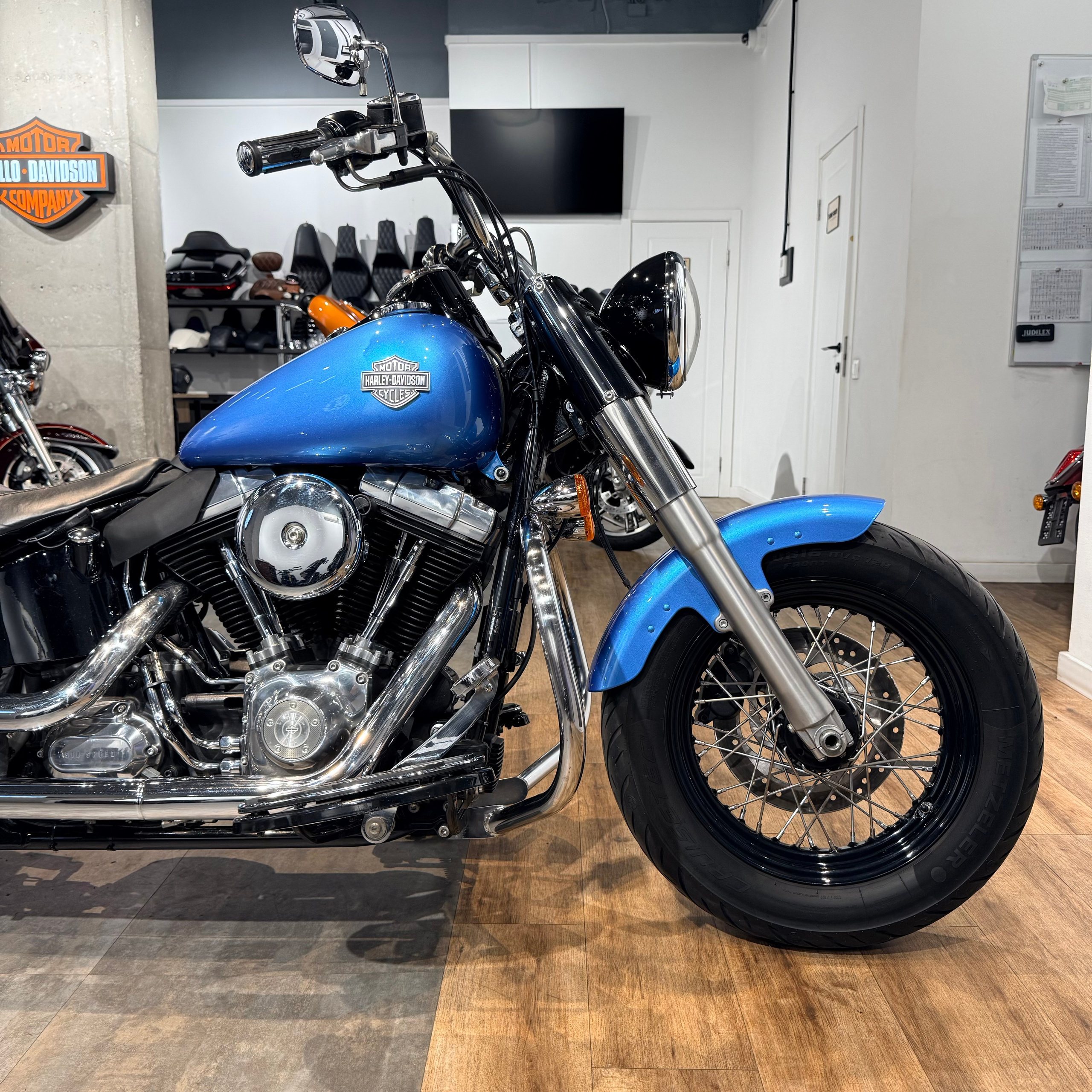2013 HD Softail Slim ABS Big Blue Pearl (VIN *5HD*7751). Hello Davidson, Москва. Только хорошие мотоциклы…