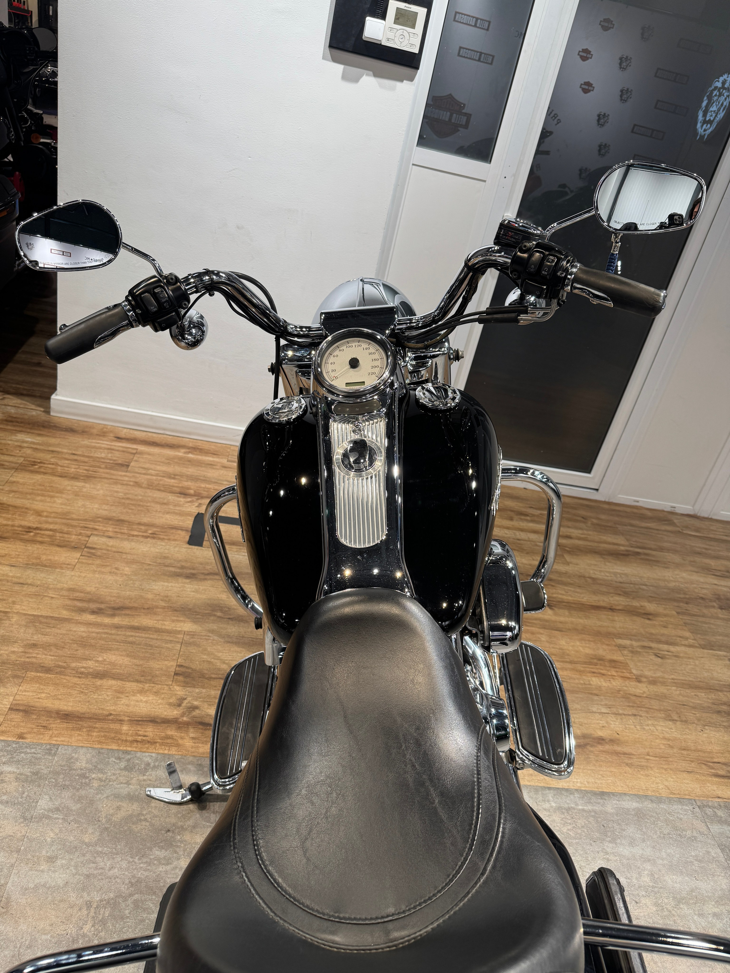 Мотоциклы Harley-Davidson Road King S&S (Screaming Eagle) (Touring) — купить мотоцикл. Hello Davidson, Москва. Только хорошие мотоциклы…