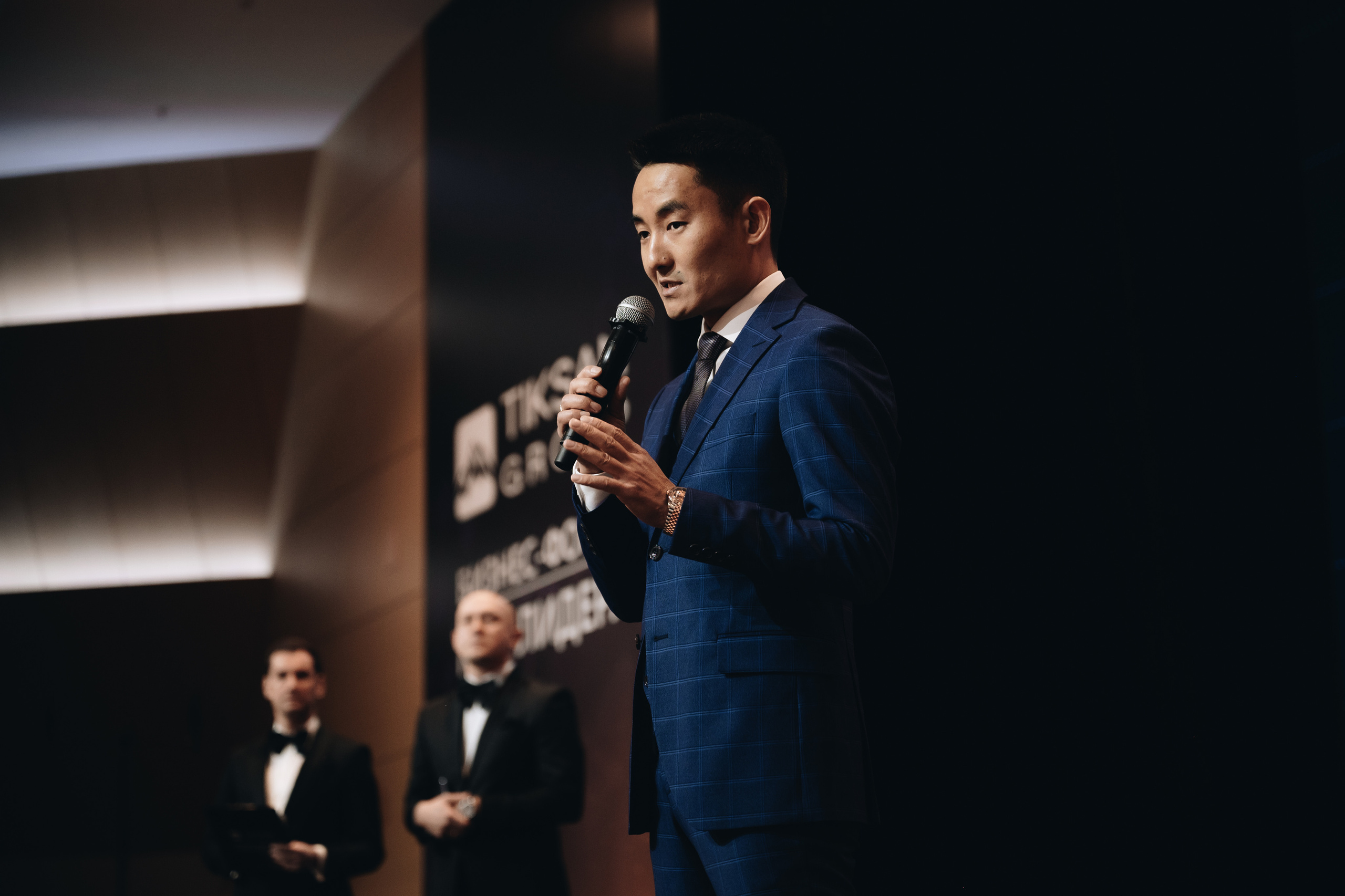 Репортажная съемка Красноярск,  фотосъемка конференций, юбилеев. Юлия Раскова — Портретный и семейный фотограф в Красноярске