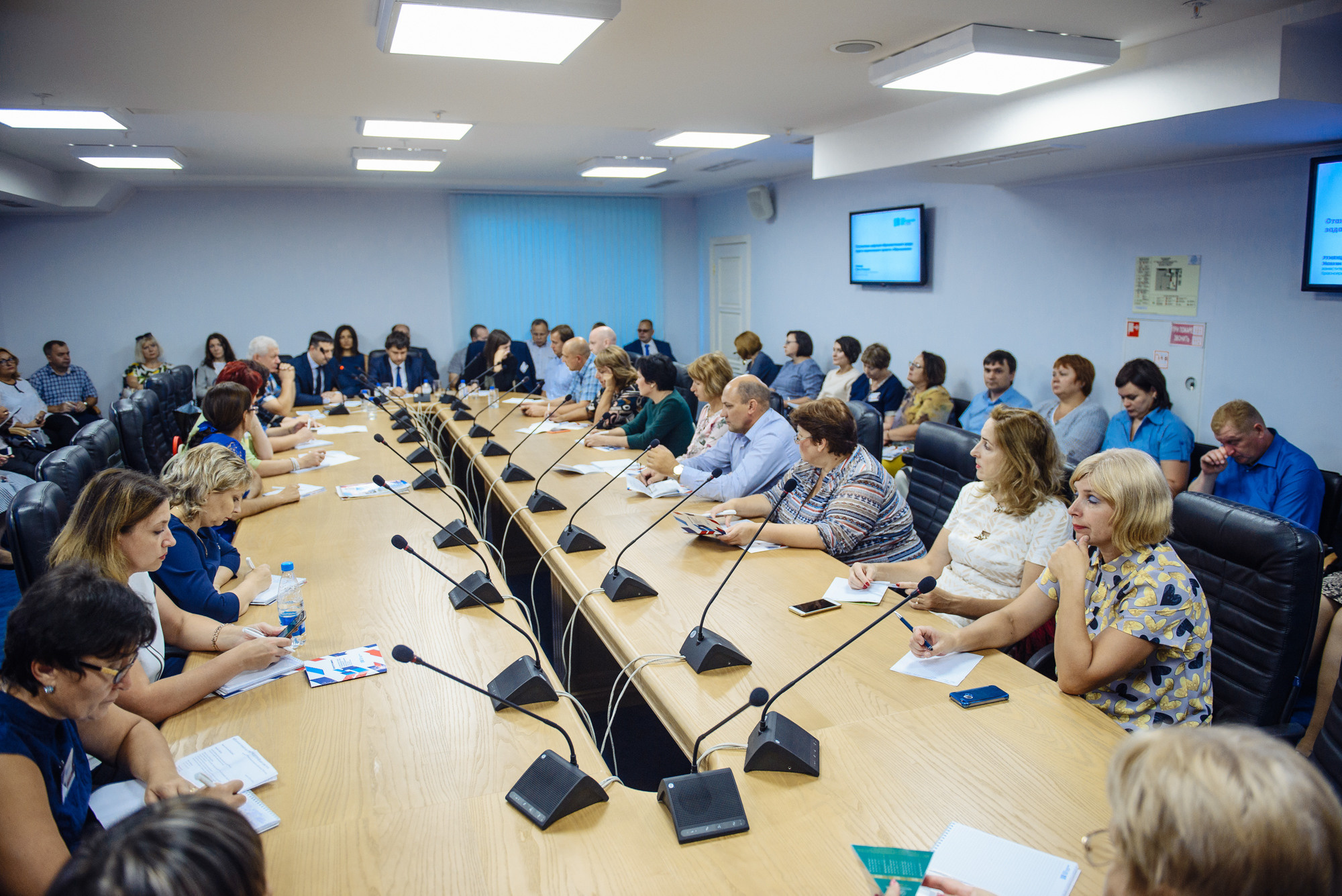 Репортажная съемка Красноярск,  фотосъемка конференций, юбилеев. Юлия Раскова — Портретный и семейный фотограф в Красноярске