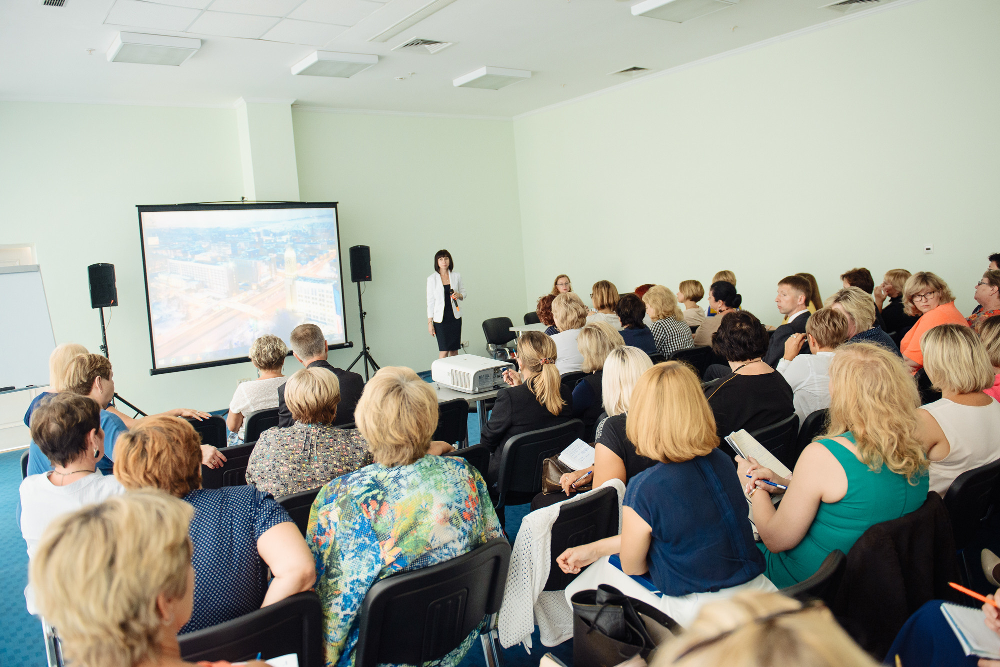 Репортажная съемка Красноярск,  фотосъемка конференций, юбилеев. Юлия Раскова — Портретный и семейный фотограф в Красноярске
