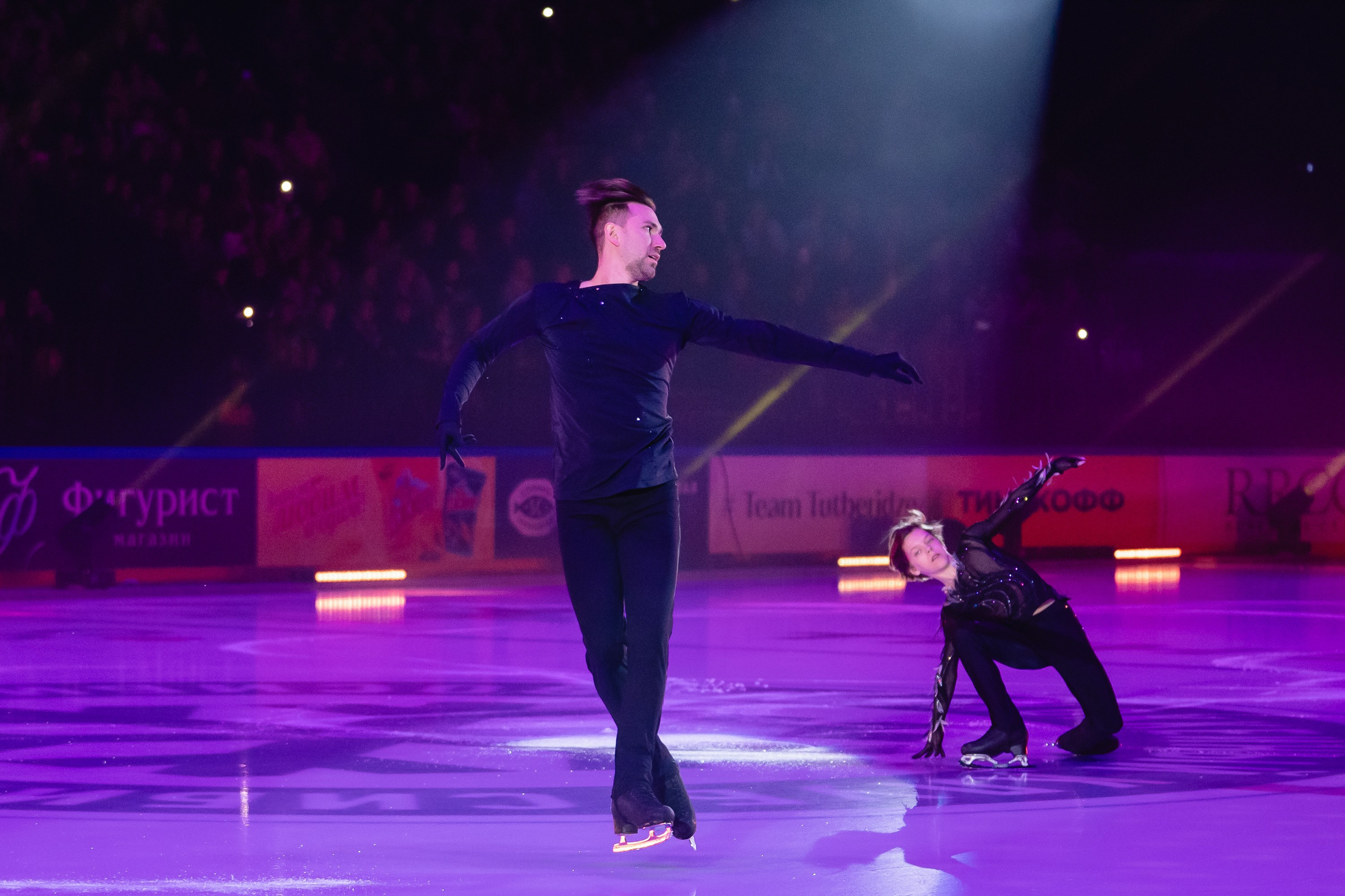 Шоу «Чемпионы на льду» в Новосибирске. Воробьева Ксения — Спортивный и танцевальный фотограф Новосибирск