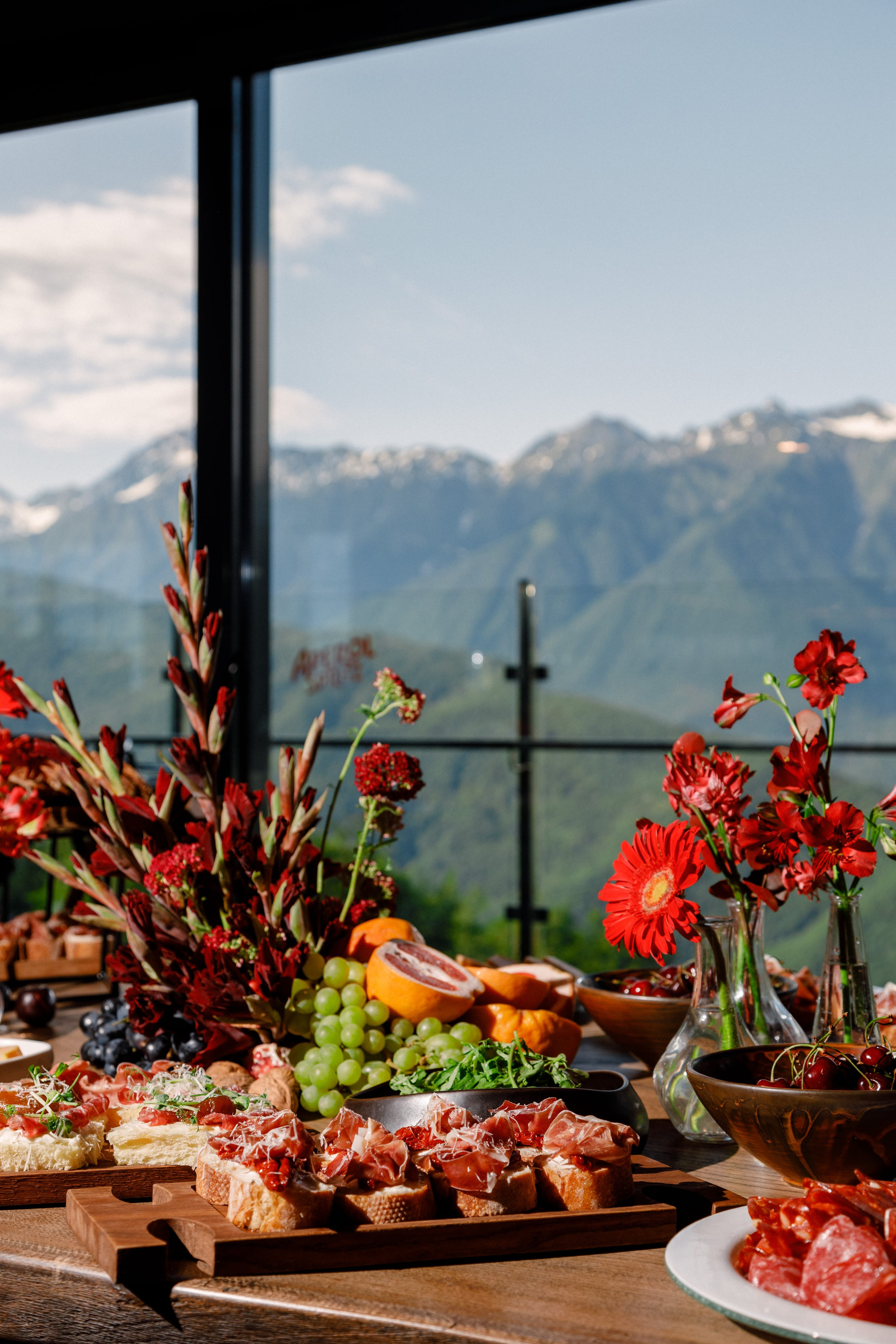 Компании Черкизово 50 лет, курорт Красная Поляна +960. Репортажный фотограф в Москве, Сочи и Санкт-Петербурге