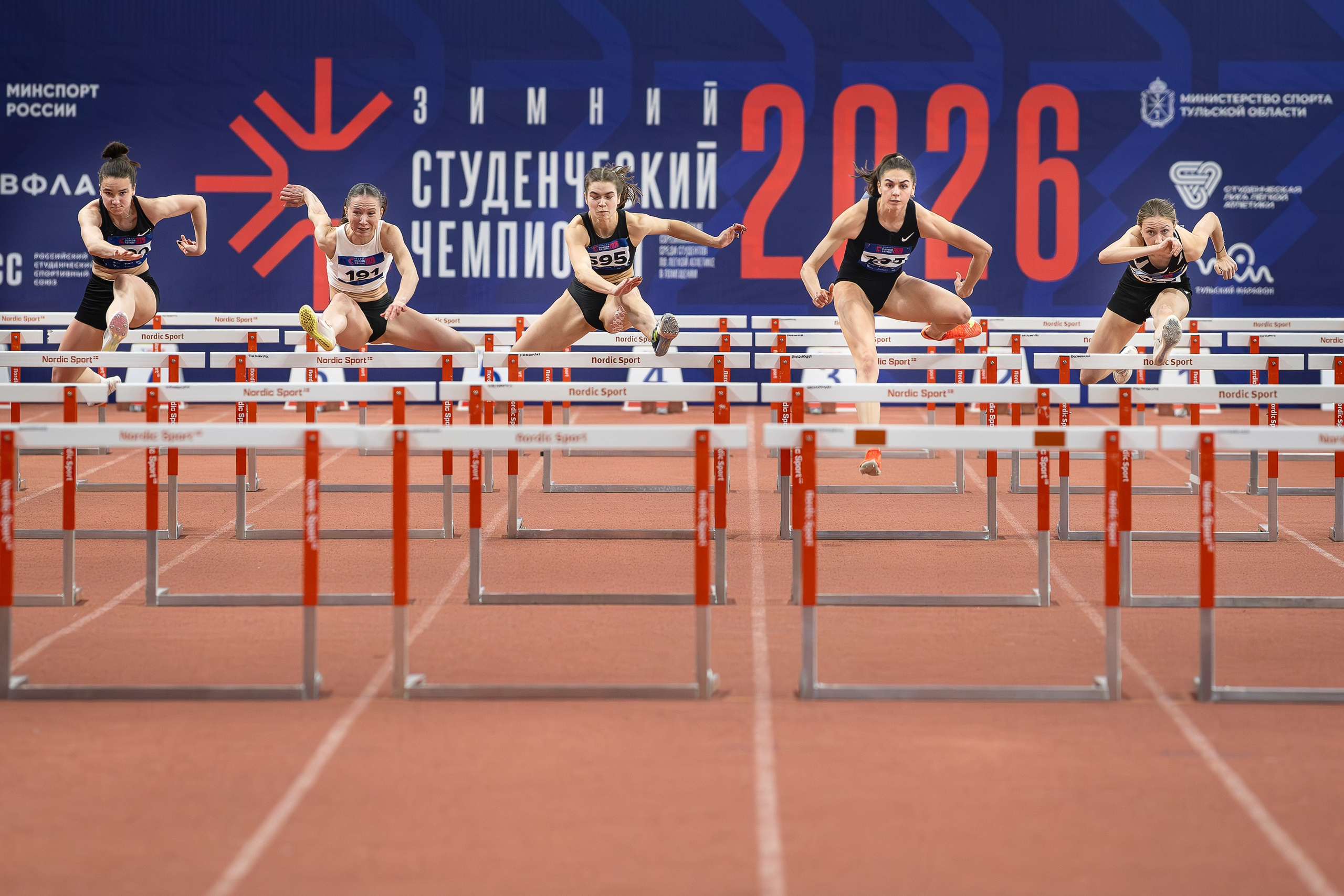 Всероссийские соревнования среди студентов по легкой атлетике в помещении — Зимний студенческий чемпионат 2026. Свадебная фотосъёмка в Москве, Туле