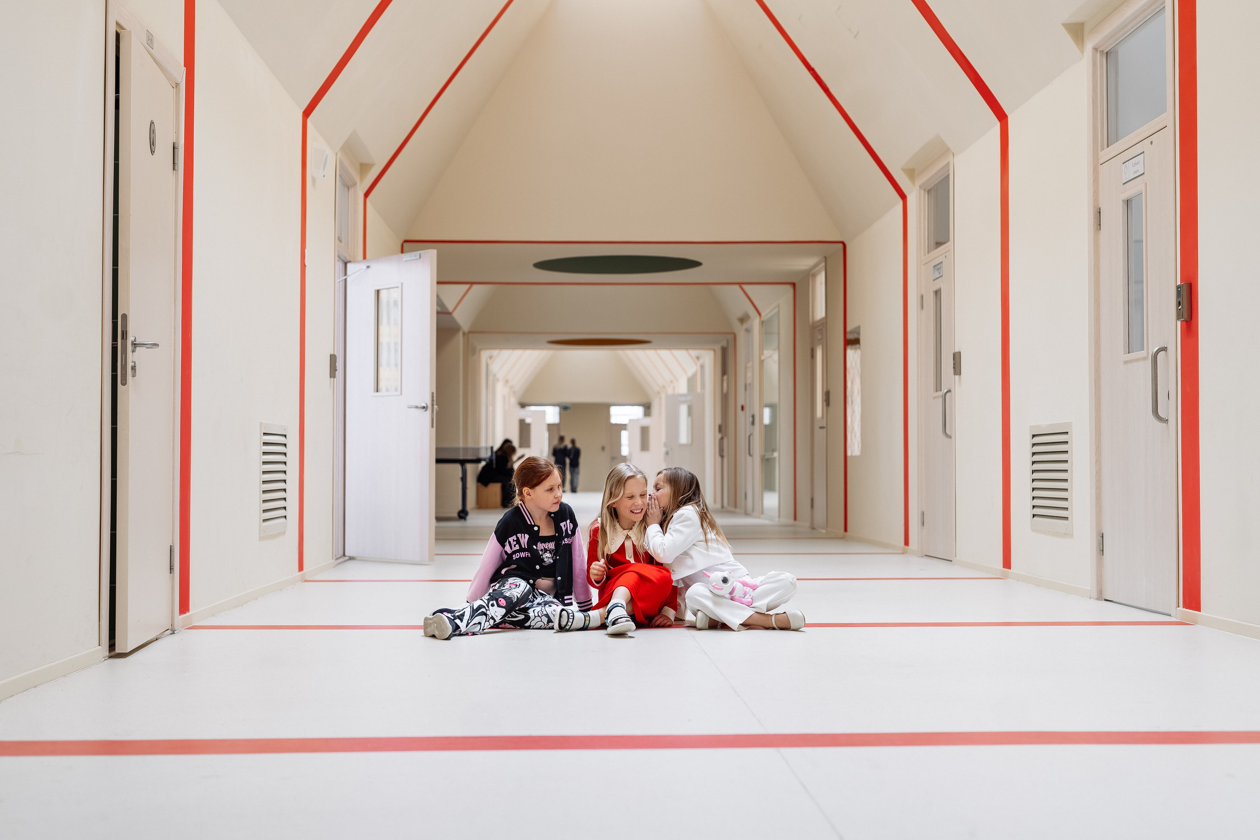 Школьные альбомы и альбомы для детского сада. Юлия Осипова. Москва