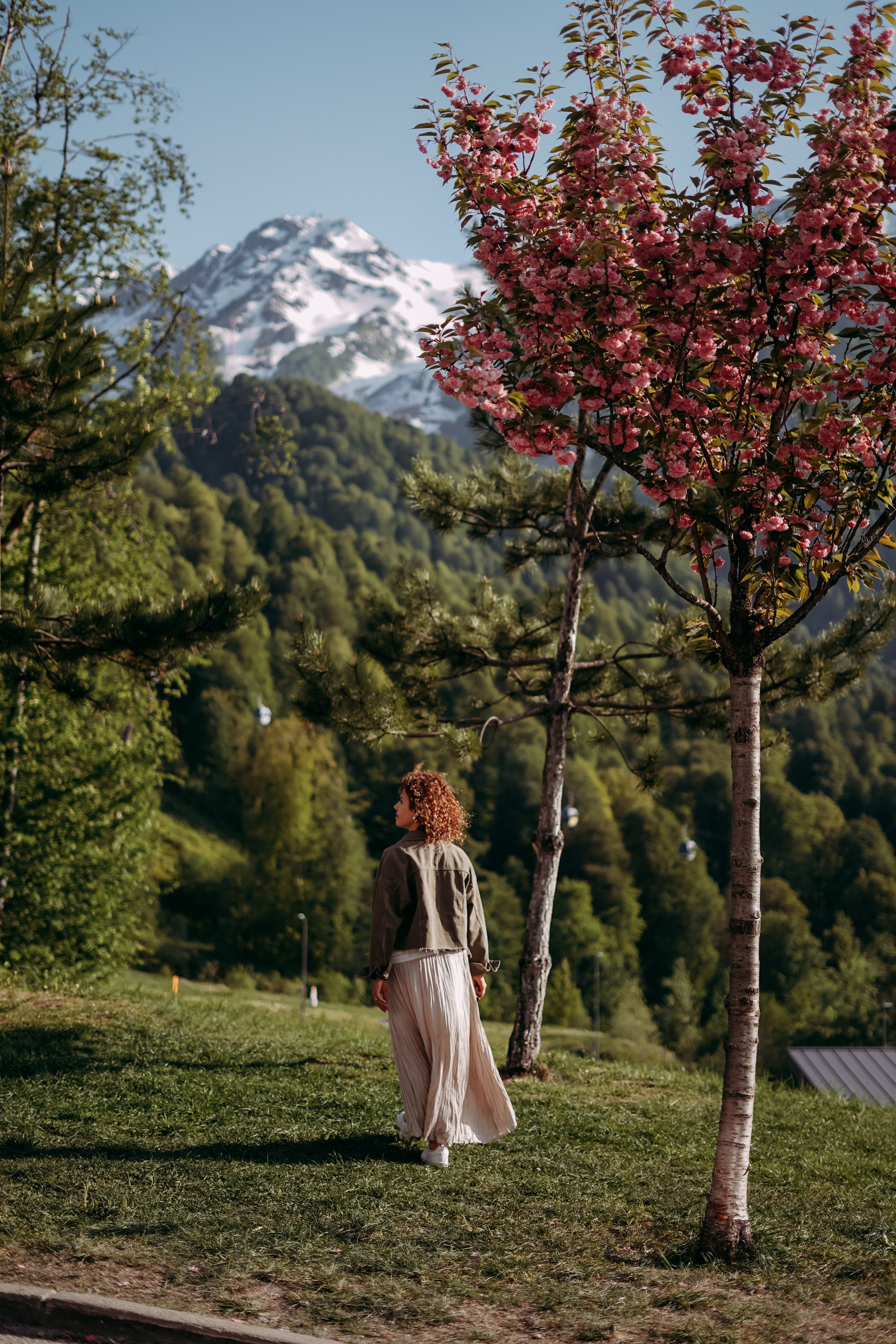 Апрель в горах. Фотосессия для Светланы в Красной Поляне. Фотограф в Сочи и Абхазии | Фототуры | September Air