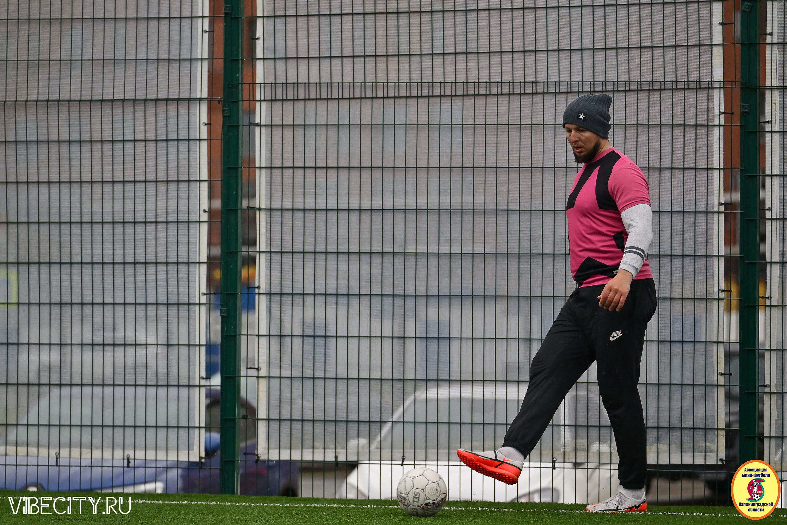 ИГРЫ МИНИ-ФУТБОЛЬНОЙ ЛИГИ. VIBECITY.RU Вайб Сити Ру Фоторепортажи Фотоотчеты Калининград
