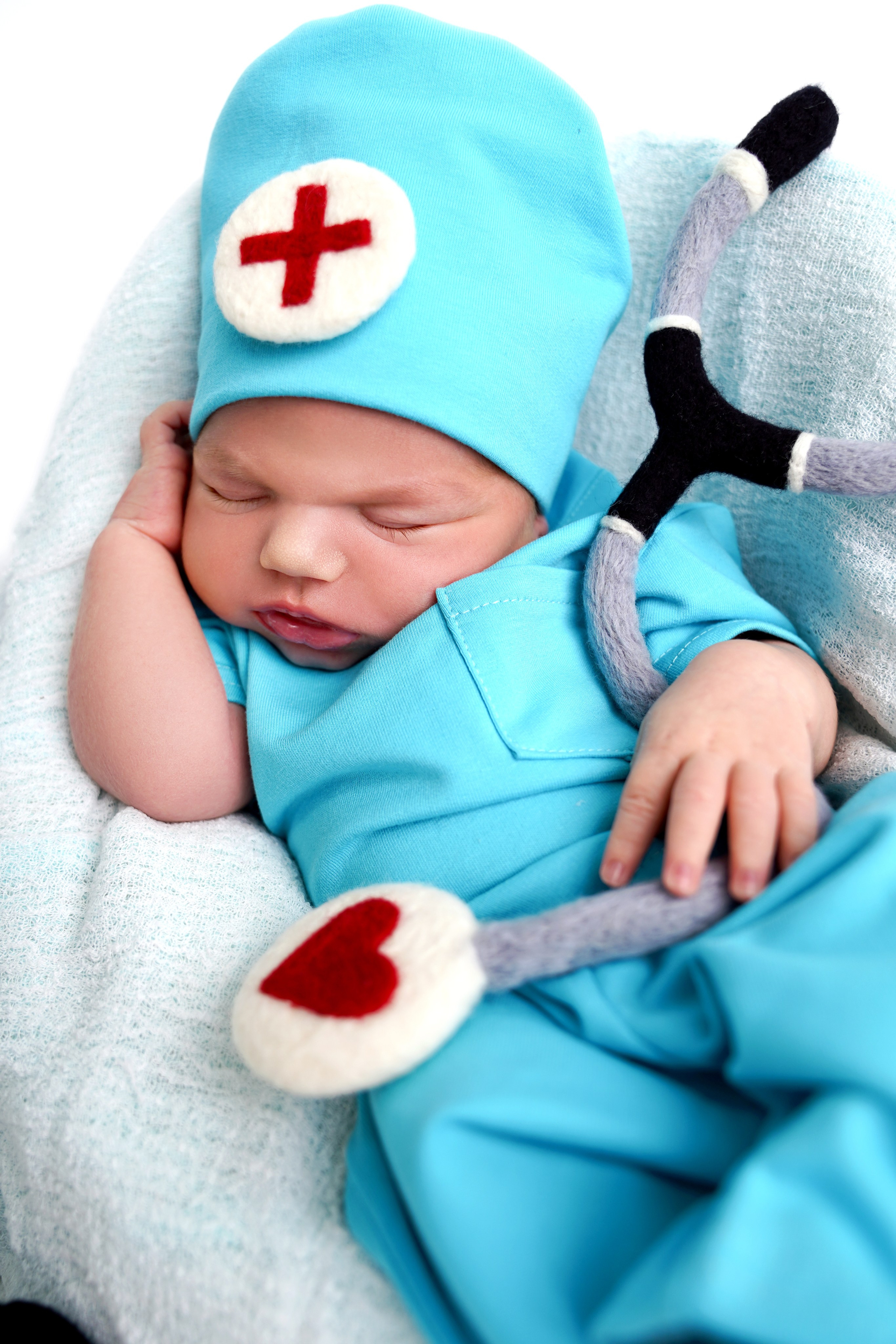 Фотосессия новорожденного (newborn). Фотограф новорожденных, детей до года и беременных в Симферополе