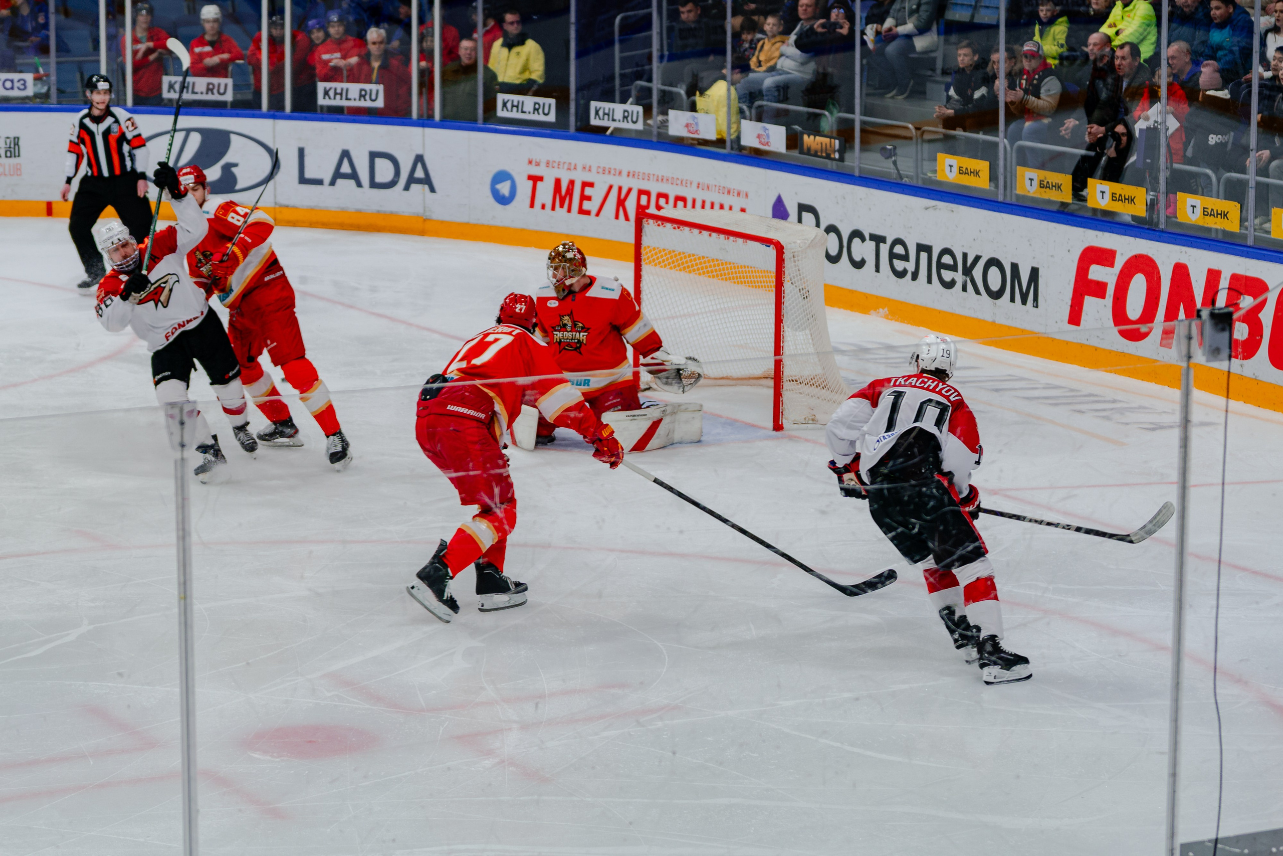 КХЛ КУНЬЛУНЬ РС — АВАНГАРД 22 МАРТА 2025. Репортажный фотограф в Москве Измалков Артем