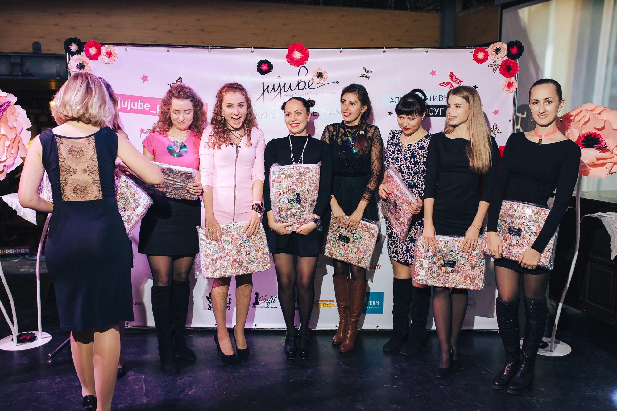 Вечеринка PinkLadyParty в г. Ростов на Дону. Фотограф Валерий Савиовский