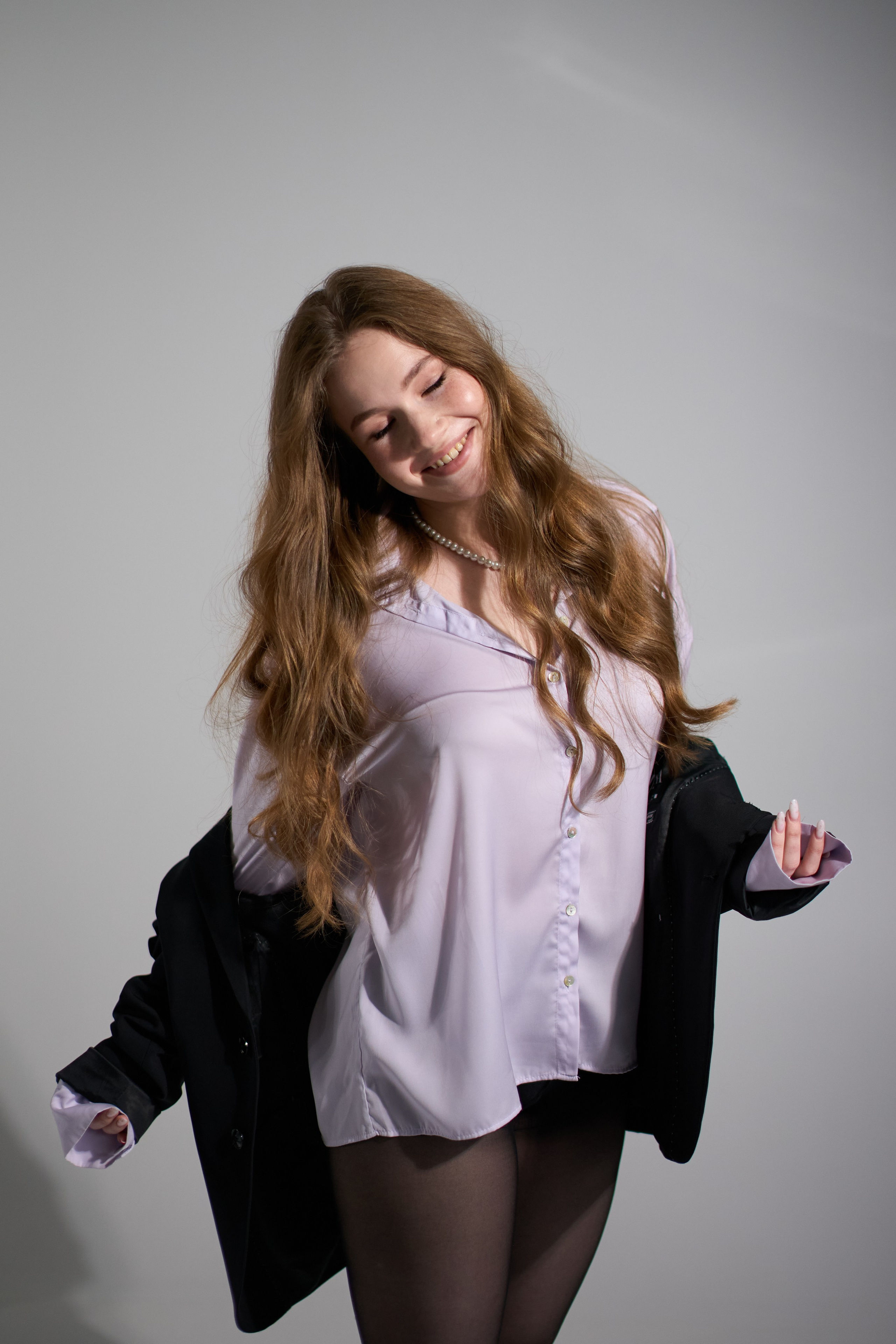 Индивидуальная женская фотосессия в фотостудии для Марины. Репортажный и женский фотограф в Новосибирске