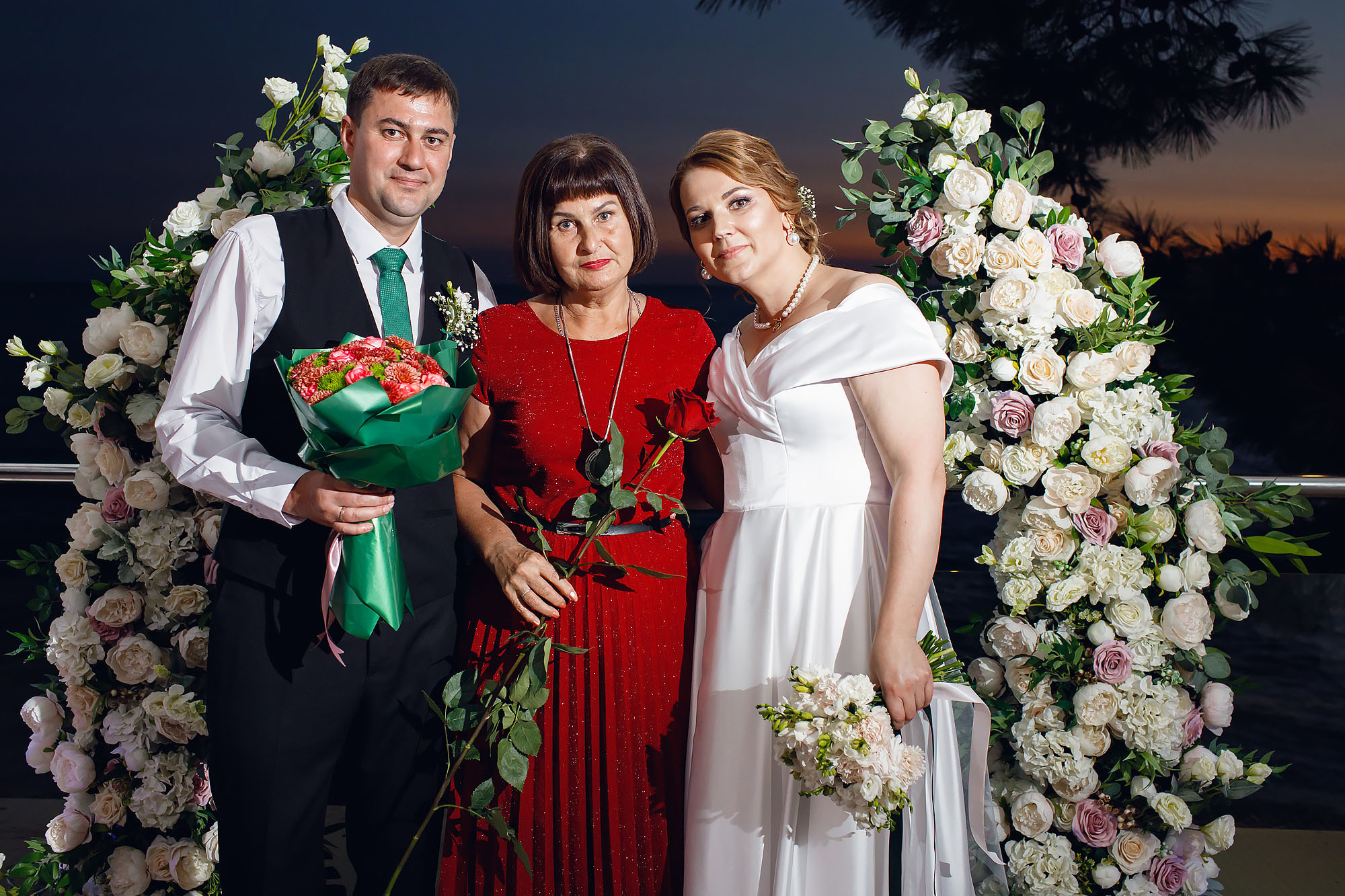 Анонс свадьбы с выездной регистрации в Сочи. Свадебный фотограф Краснодар, Сочи, Геленджик, Анапа, Ростов