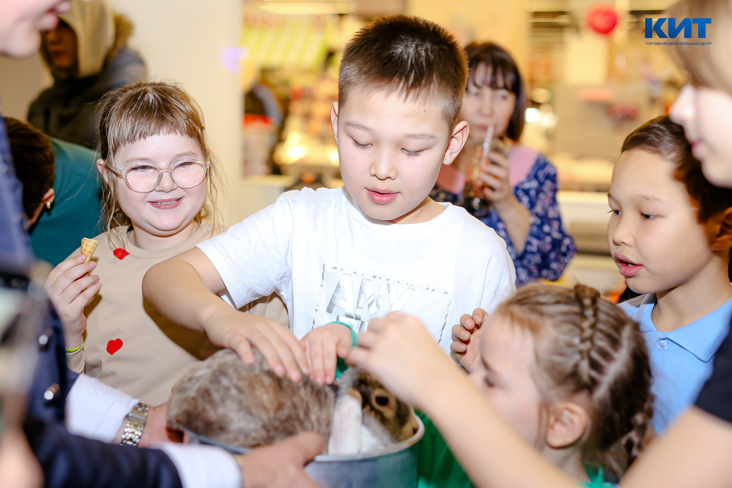 04.01 Утренник в Тц Кит. Команда специалистов в мире фотографии и видео. Детский фотограф, семейный фотограф