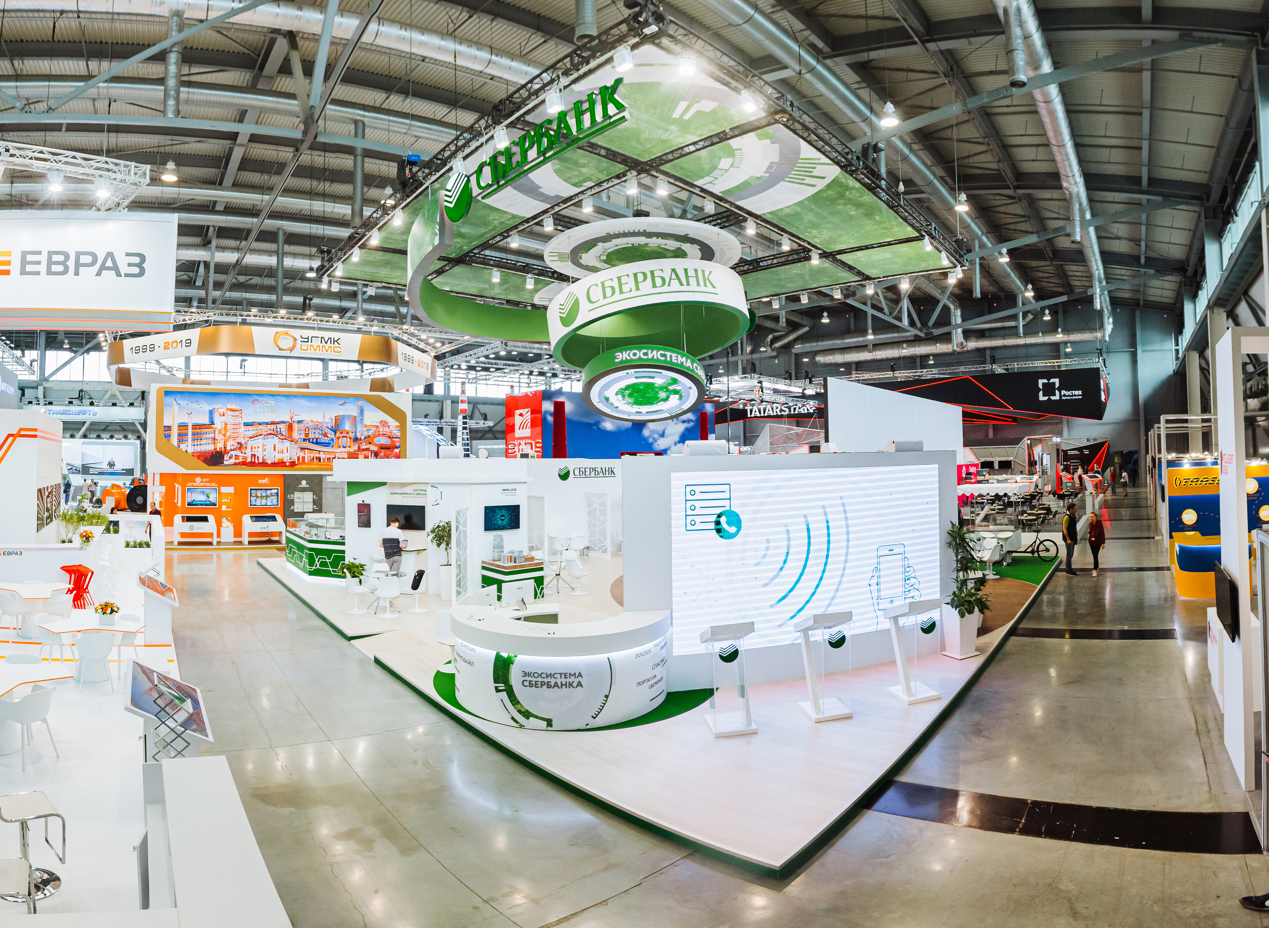 Международная промышленная выставка Иннопром, Екатеринбург. Свадебный фотограф в Москве | Антон Матвеев