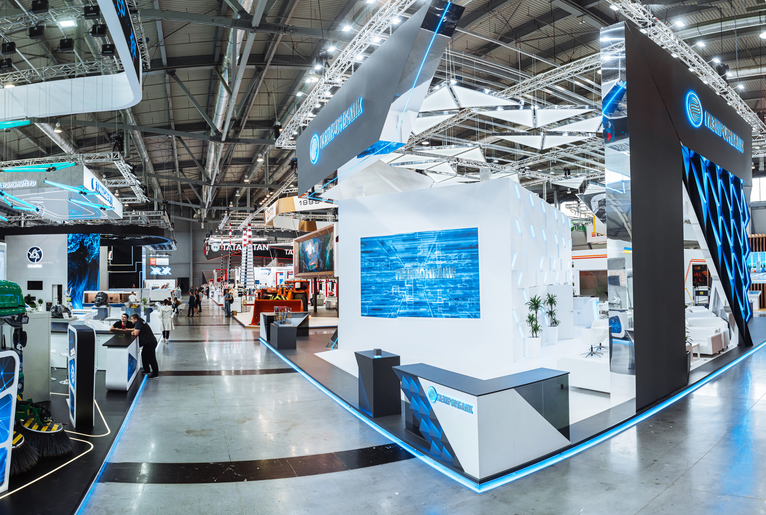 Международная промышленная выставка Иннопром, Екатеринбург. Свадебный фотограф в Москве | Антон Матвеев