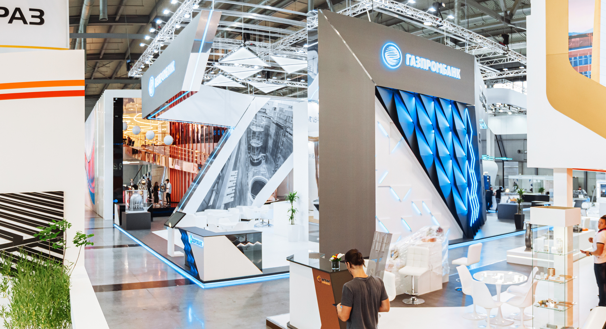 Международная промышленная выставка Иннопром, Екатеринбург. Свадебный фотограф в Москве | Антон Матвеев