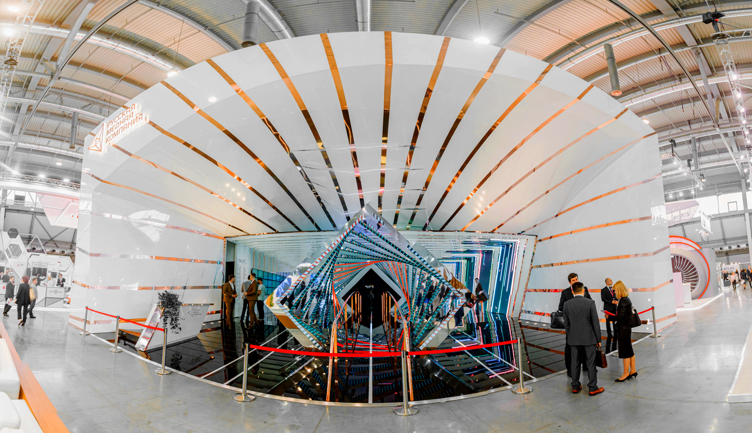 Международная промышленная выставка Иннопром, Екатеринбург. Свадебный фотограф в Москве | Антон Матвеев