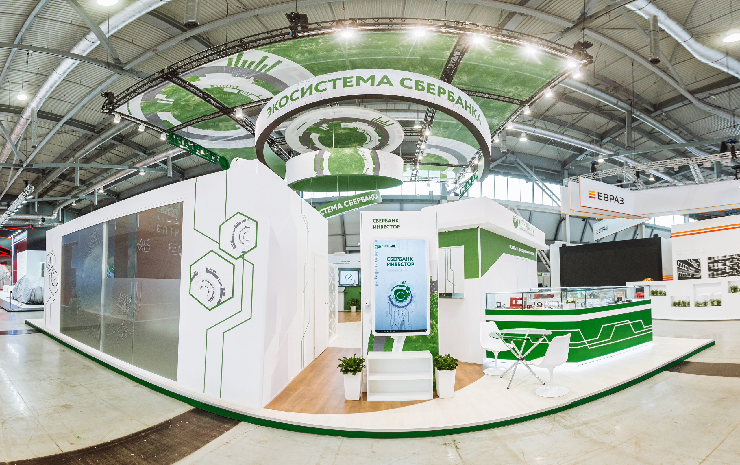 Международная промышленная выставка Иннопром, Екатеринбург. Свадебный фотограф в Москве | Антон Матвеев