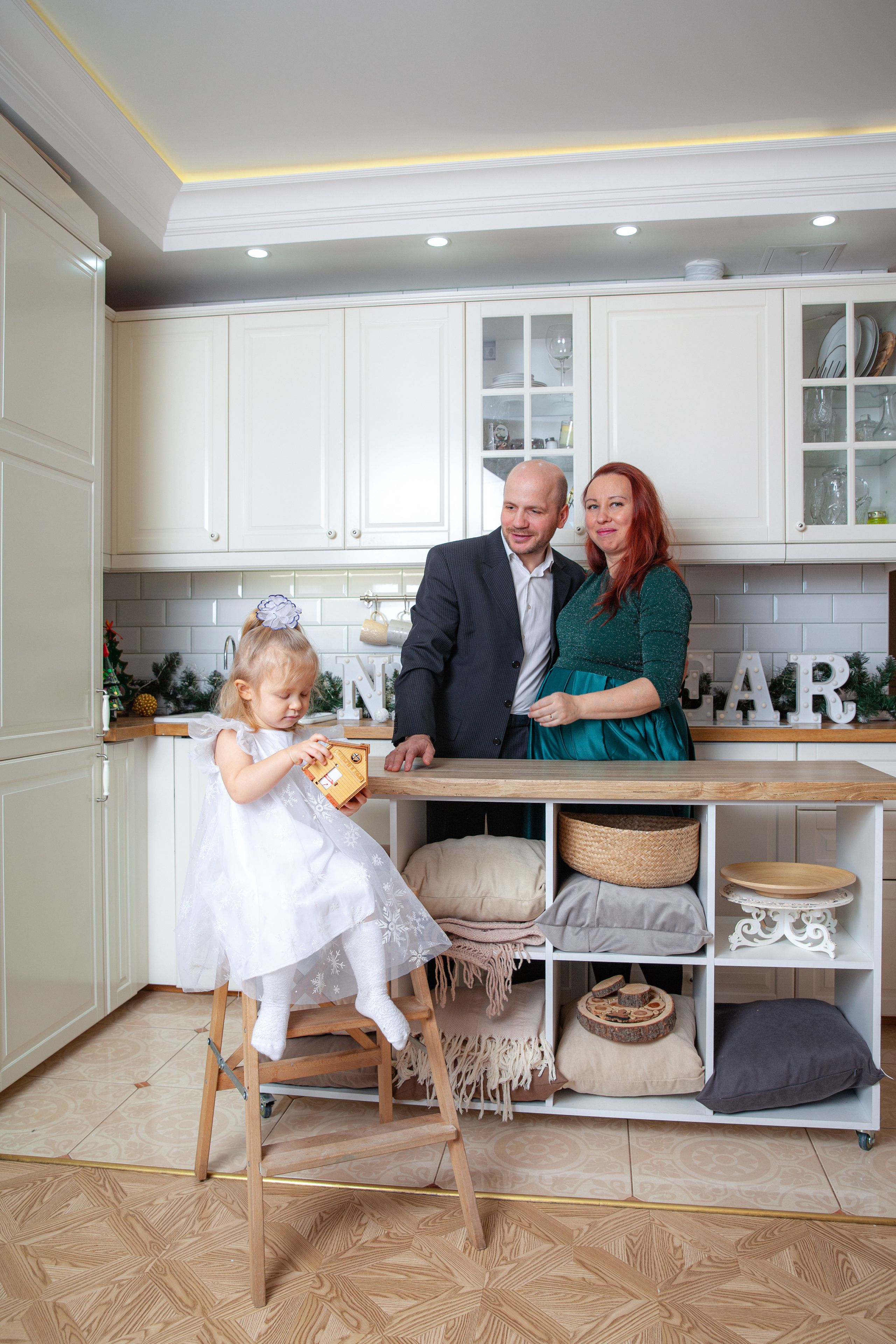 Новогодняя фотосессия беременности для Екатерины. Фотограф в Железнодорожном и Балашихе