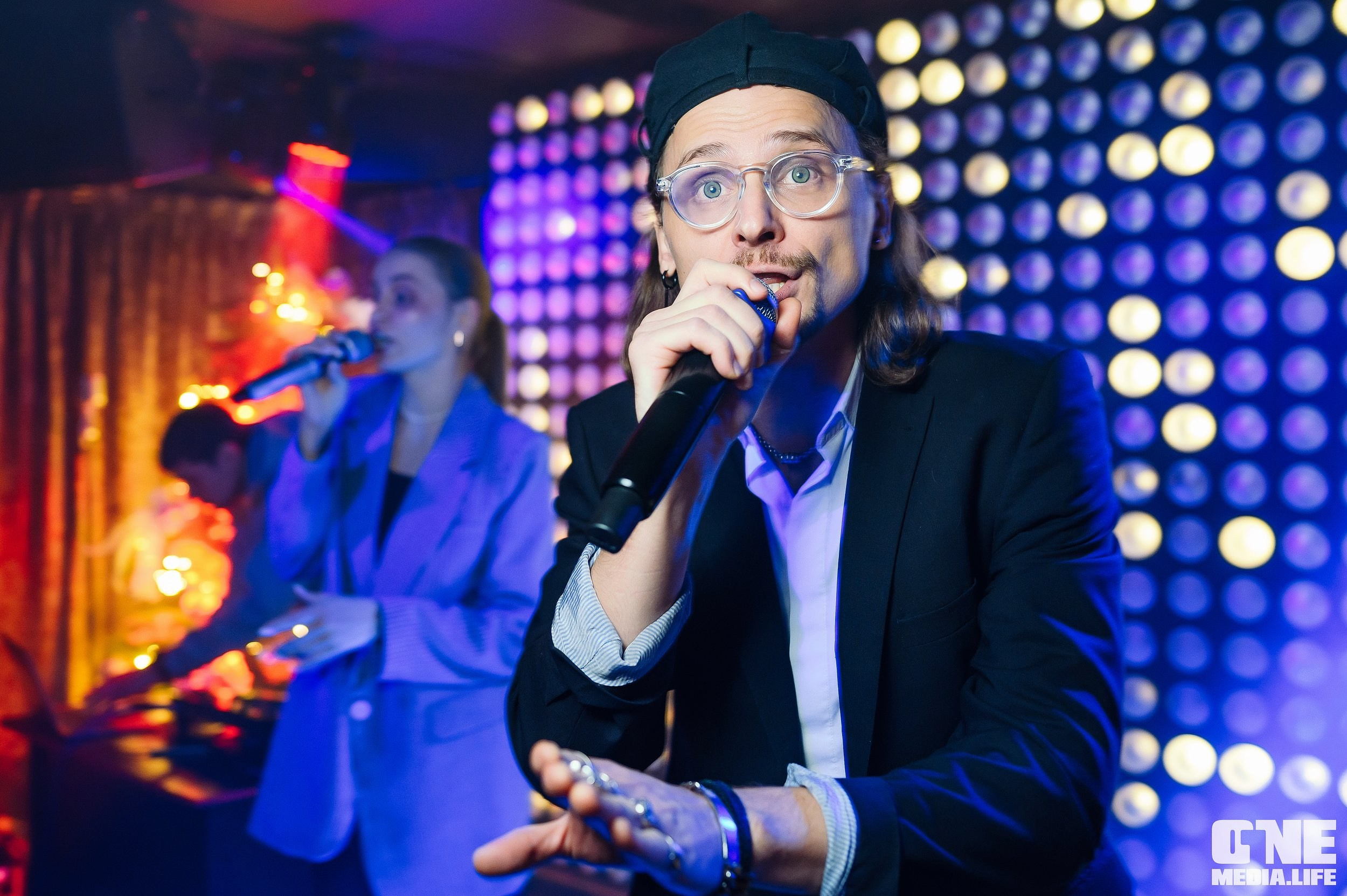 Фоторепортаж из караоке-клуба Эйфория. One Media Life: фоторепортажи, фотоотчеты с мероприятий и заведений