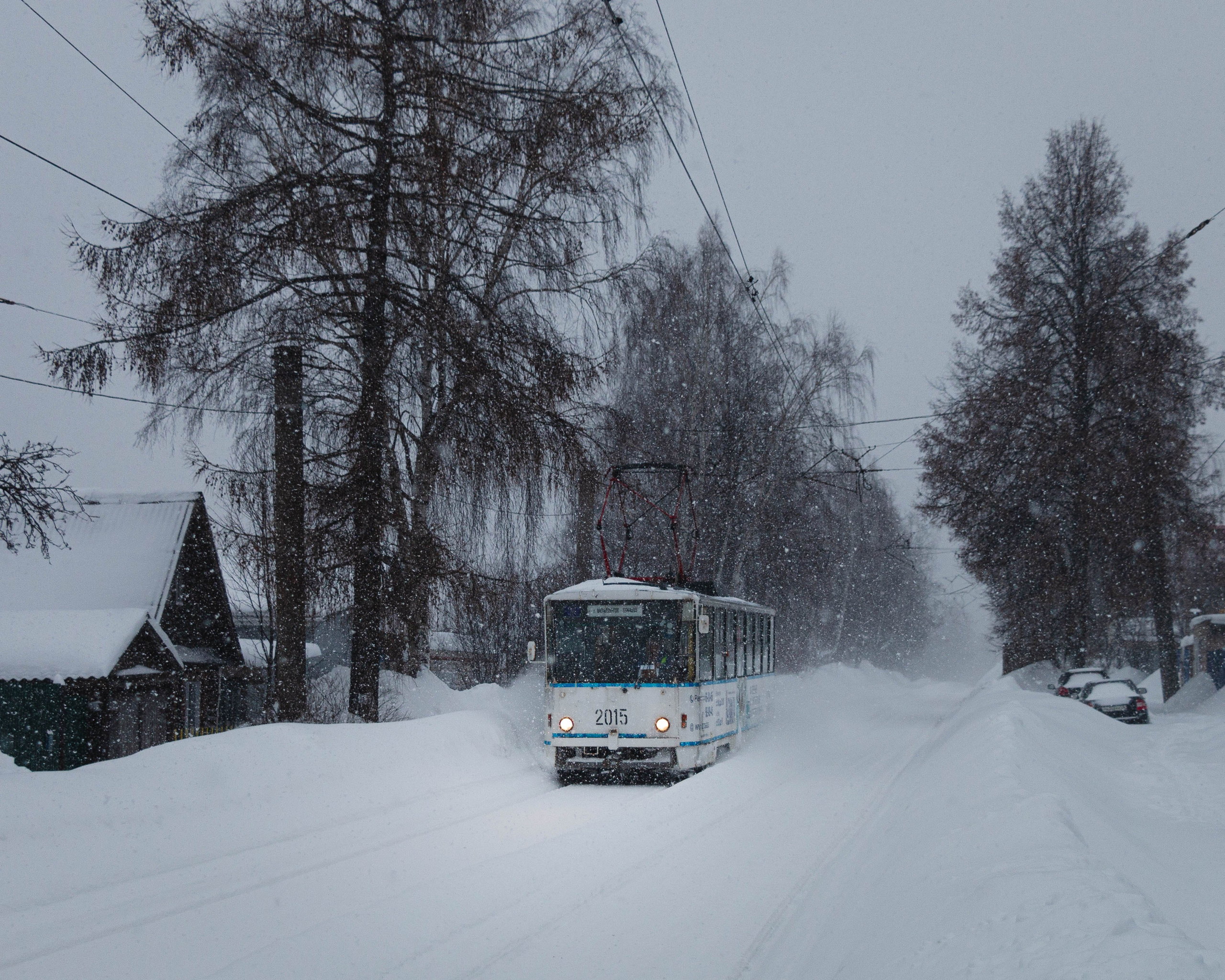 Трамваи не суетятся. Олег Романов. Мастер фото по спорту