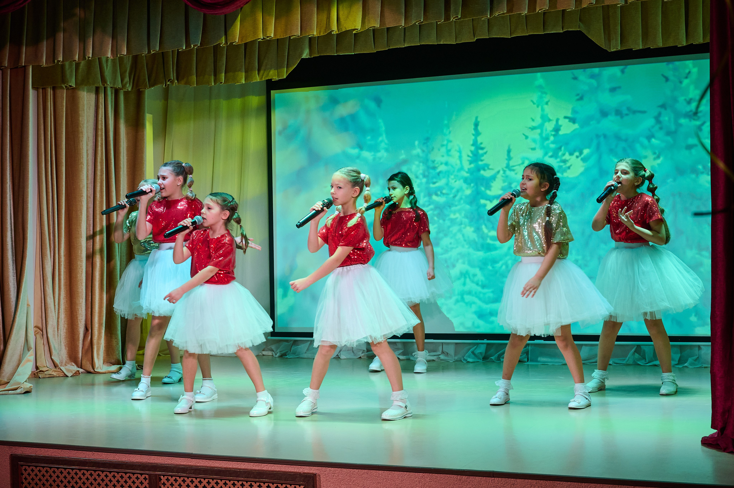 НГ ДК Виноградный. Жизнь курорта Кабардинка в фотографиях
