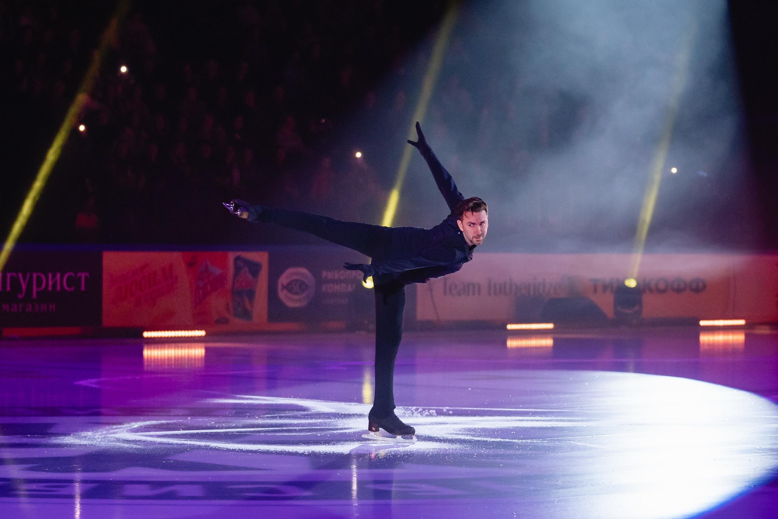 Шоу «Чемпионы на льду» в Новосибирске. Воробьева Ксения — Спортивный и танцевальный фотограф Новосибирск