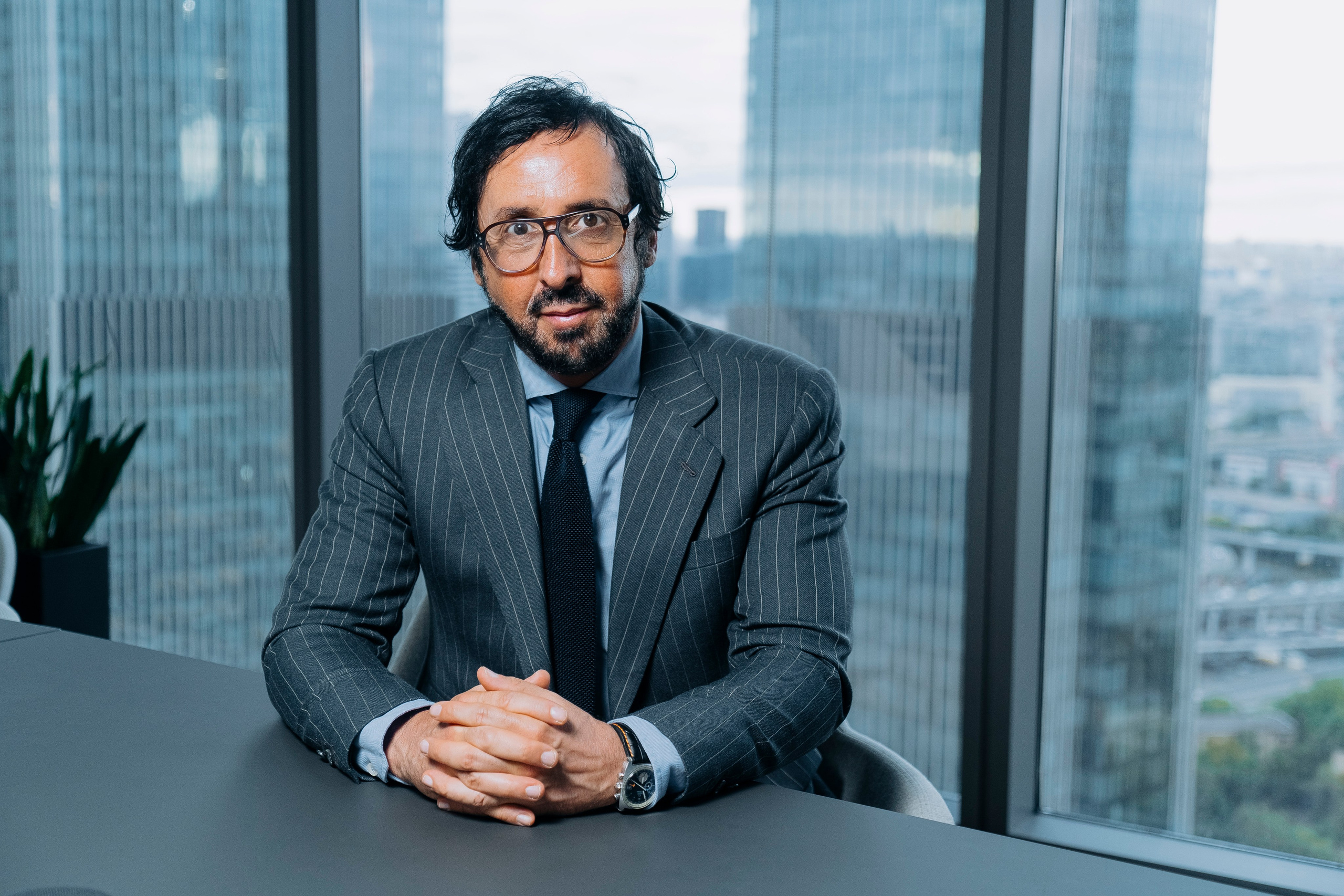 Деловая фотосессия в Москва-Сити. Профессиональный портретный фотограф в Москве Владимир Глаголев